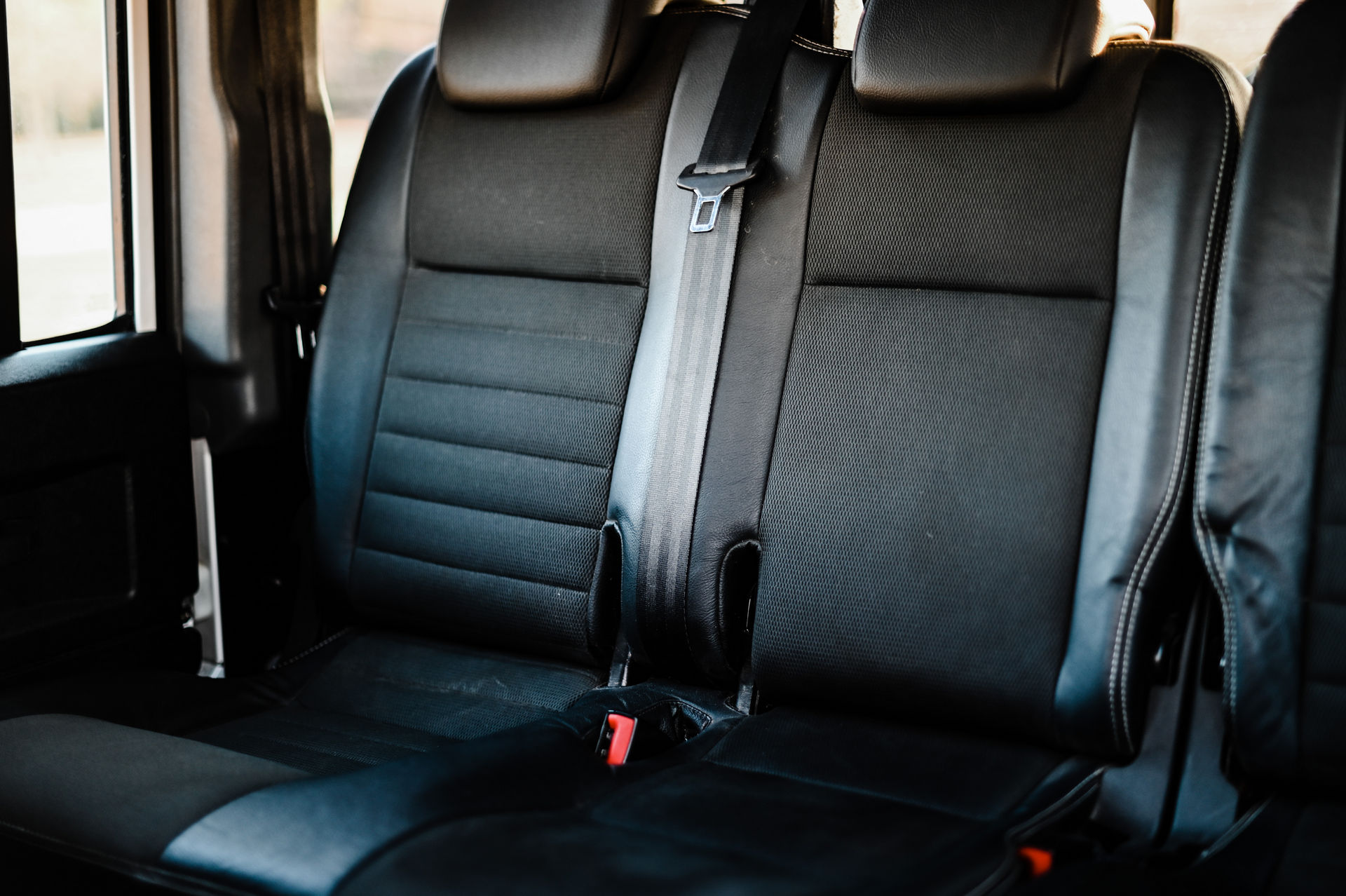 Osprey’s Classic Land Rover Defender Restomod Costs Nearly As Much As Four New Defender 110s