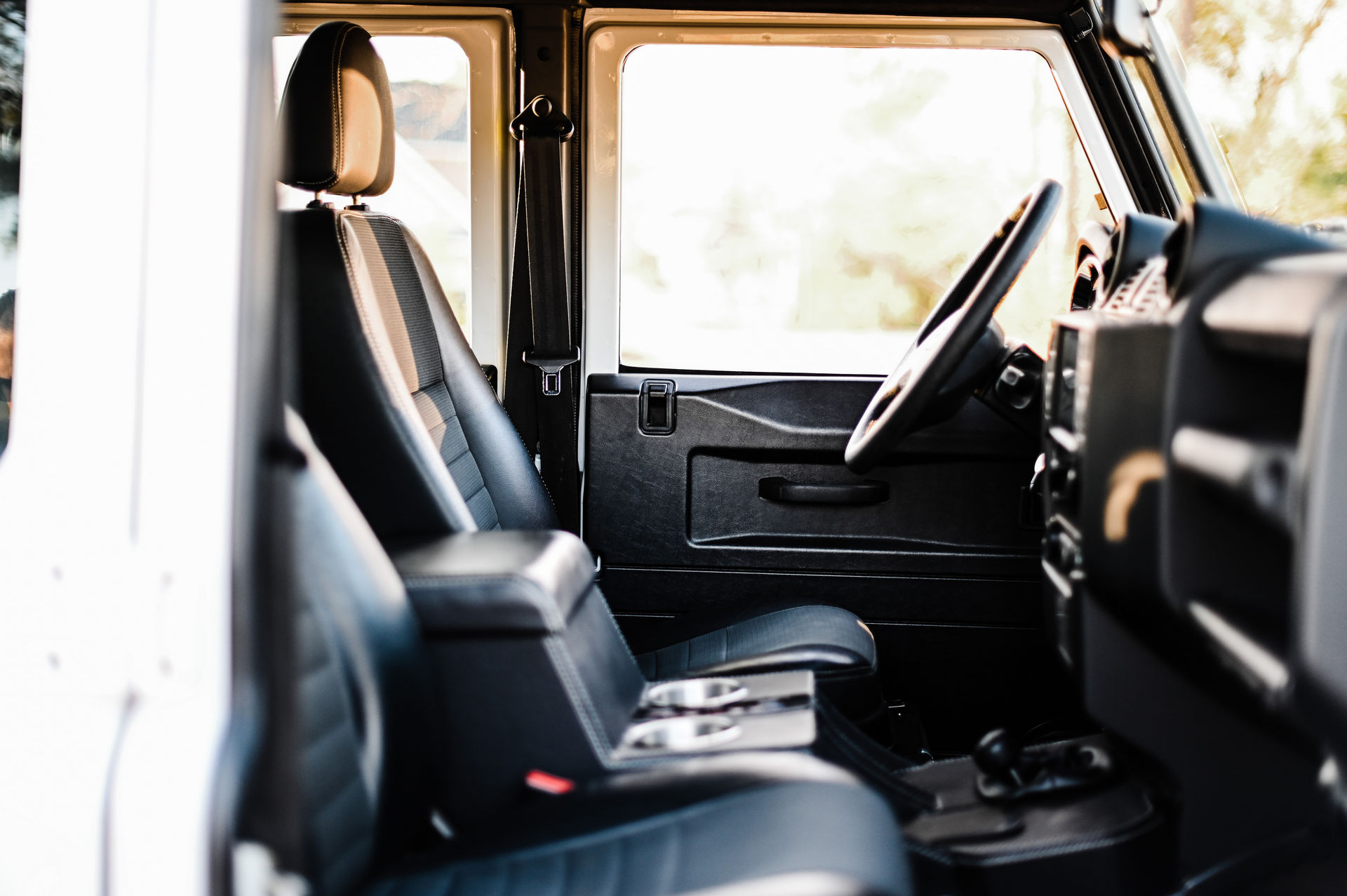 Osprey’s Classic Land Rover Defender Restomod Costs Nearly As Much As Four New Defender 110s