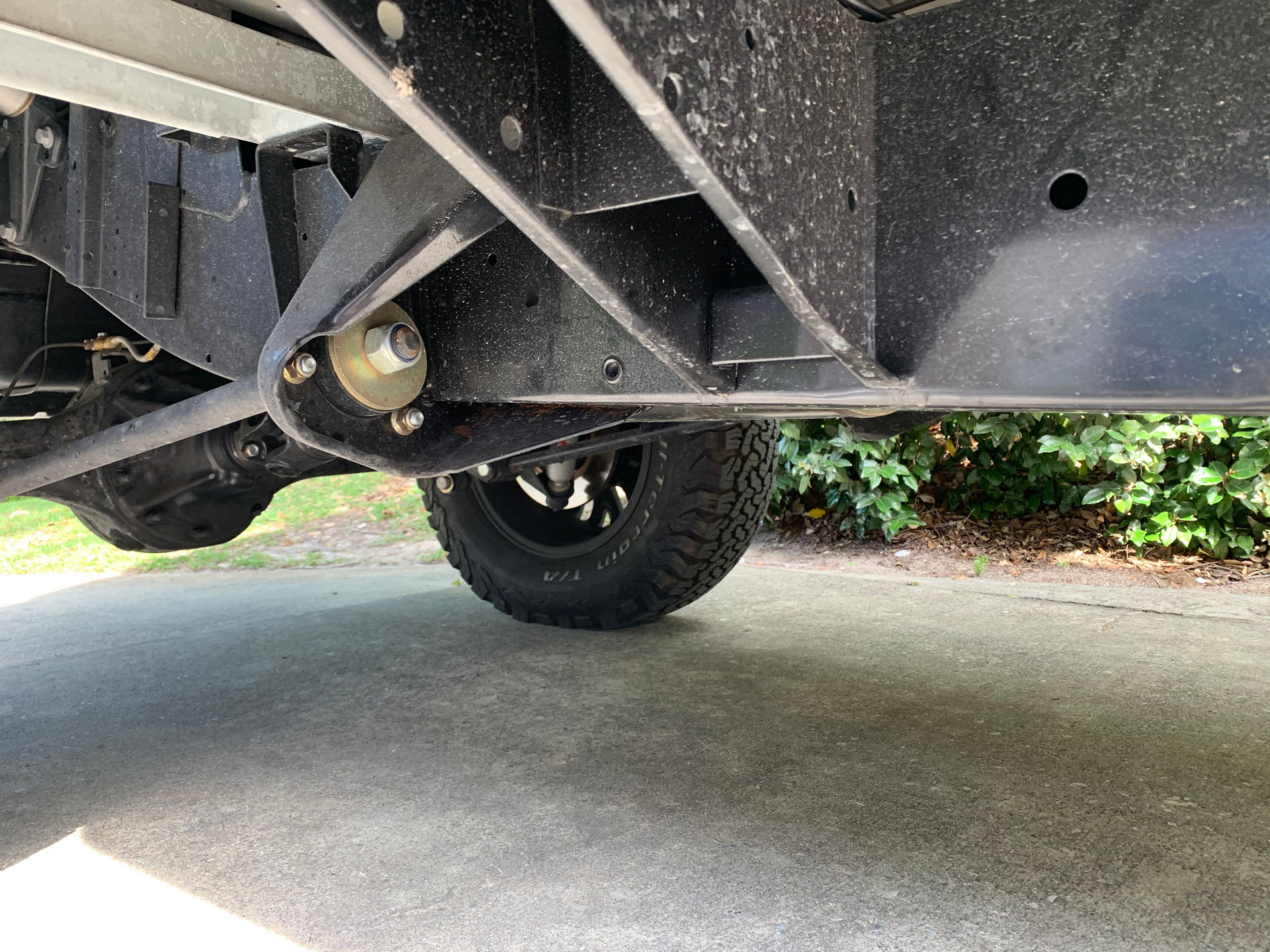 Osprey’s Classic Land Rover Defender Restomod Costs Nearly As Much As Four New Defender 110s