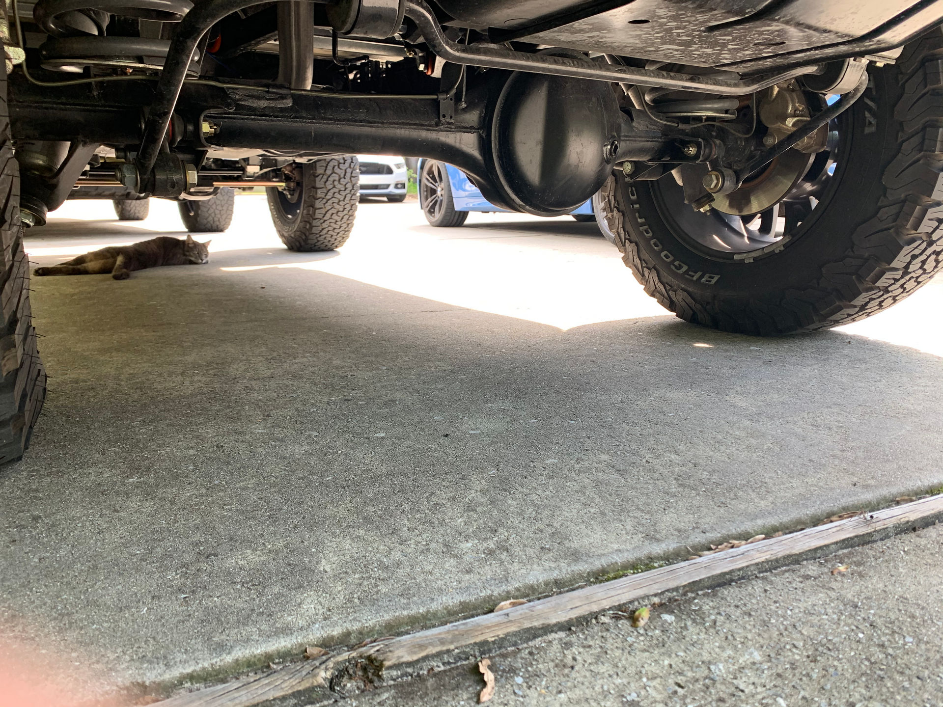 Osprey’s Classic Land Rover Defender Restomod Costs Nearly As Much As Four New Defender 110s