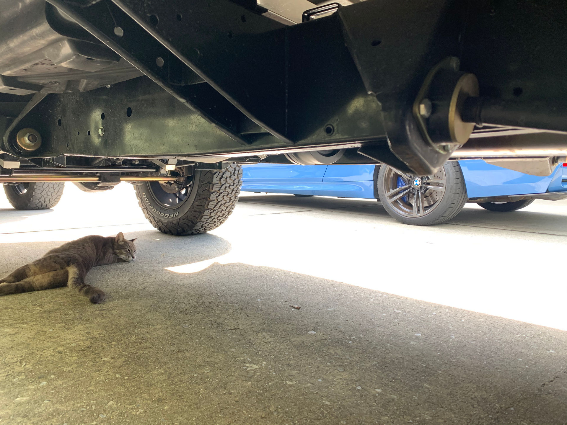 Osprey’s Classic Land Rover Defender Restomod Costs Nearly As Much As Four New Defender 110s