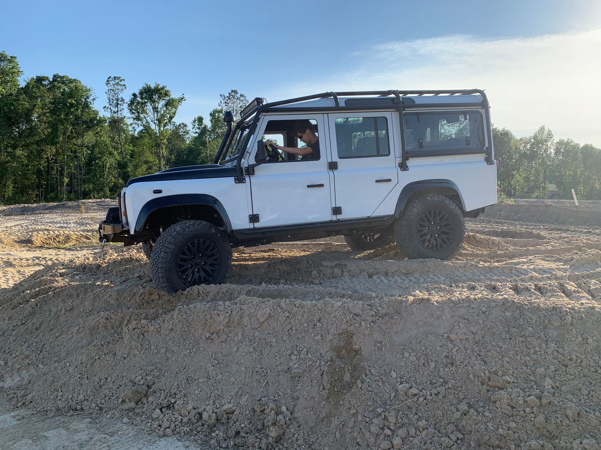 Osprey’s Classic Land Rover Defender Restomod Costs Nearly As Much As Four New Defender 110s