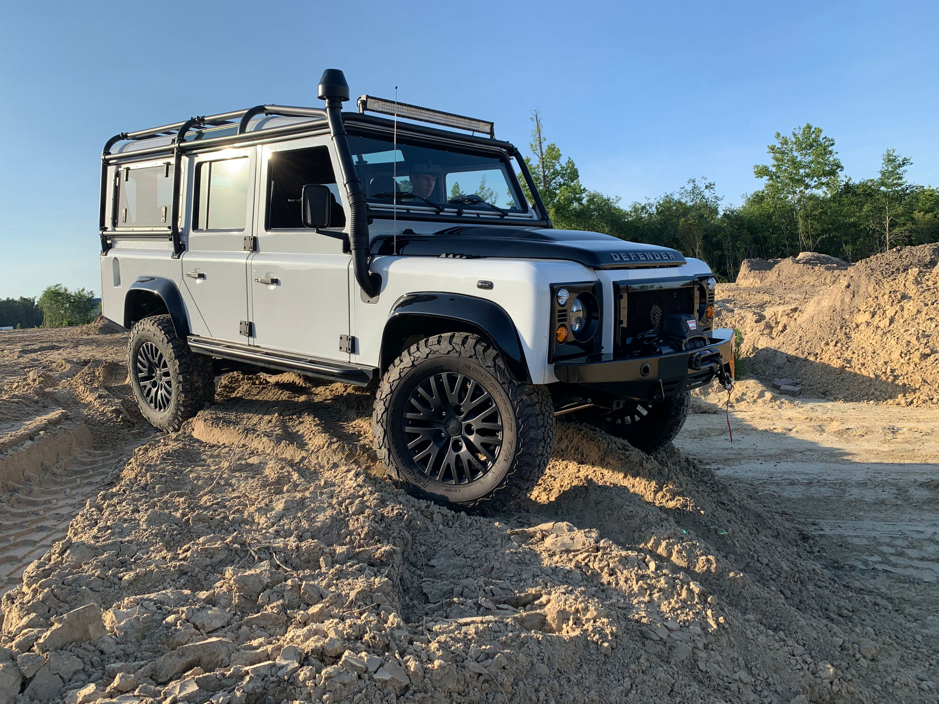 Osprey’s Classic Land Rover Defender Restomod Costs Nearly As Much As Four New Defender 110s