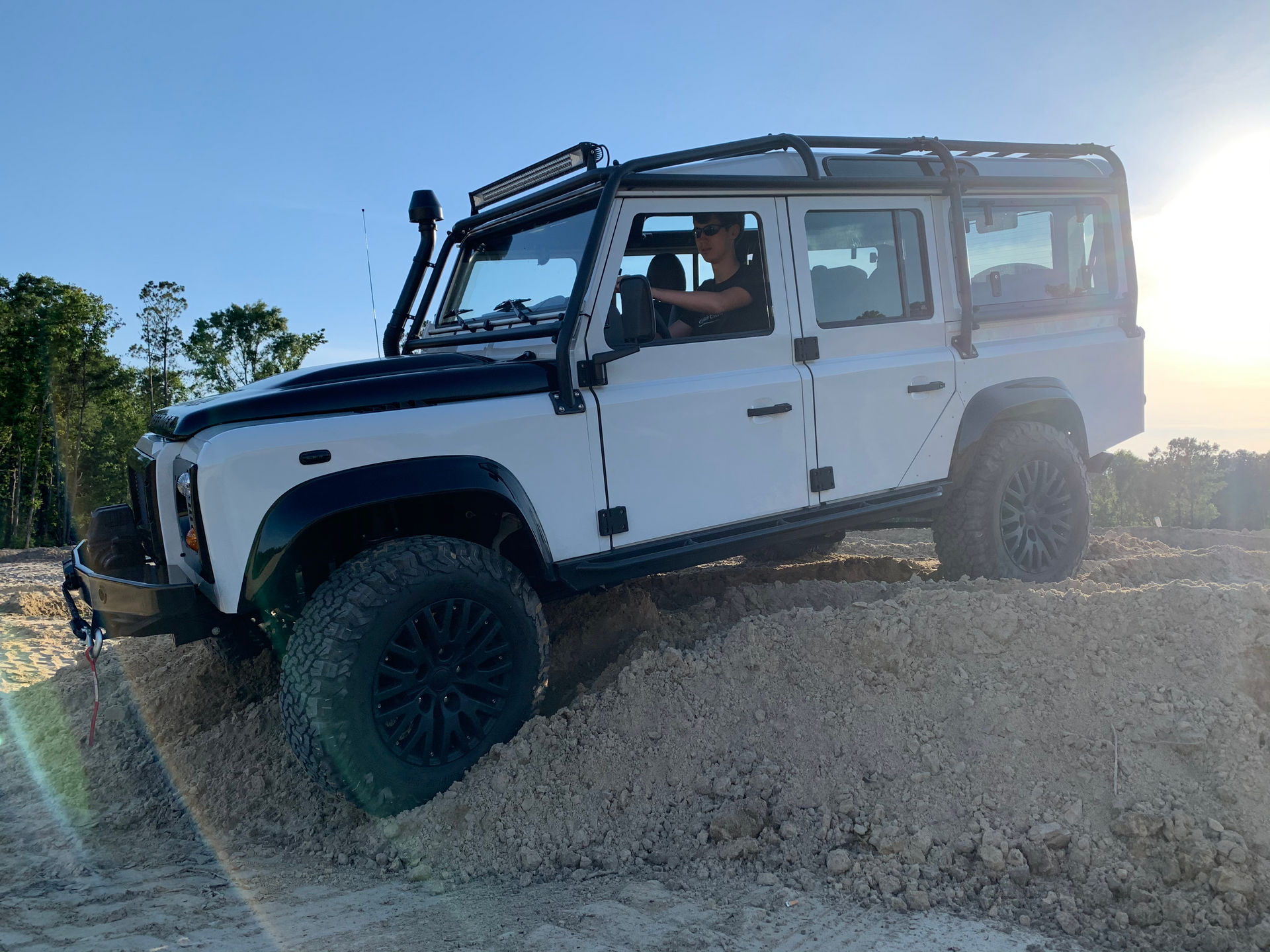 Osprey’s Classic Land Rover Defender Restomod Costs Nearly As Much As Four New Defender 110s