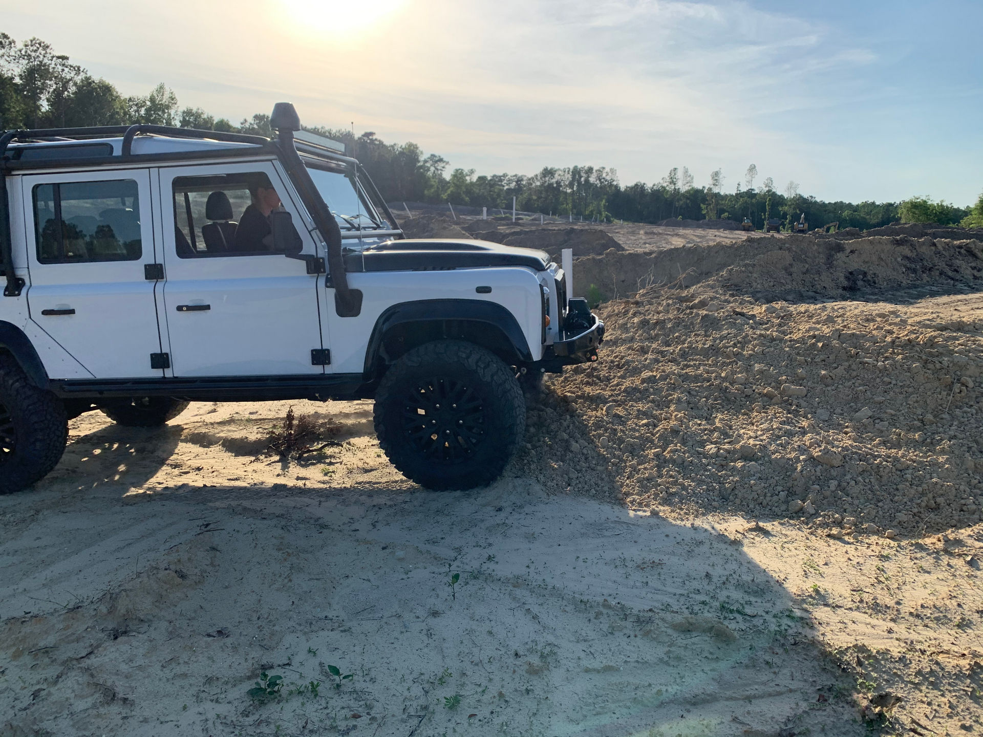 Osprey’s Classic Land Rover Defender Restomod Costs Nearly As Much As Four New Defender 110s