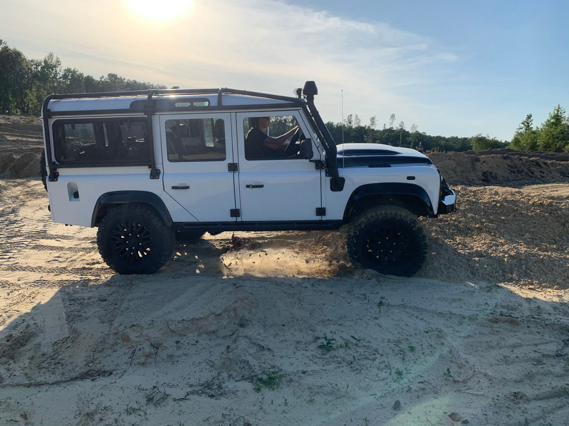 Osprey’s Classic Land Rover Defender Restomod Costs Nearly As Much As Four New Defender 110s