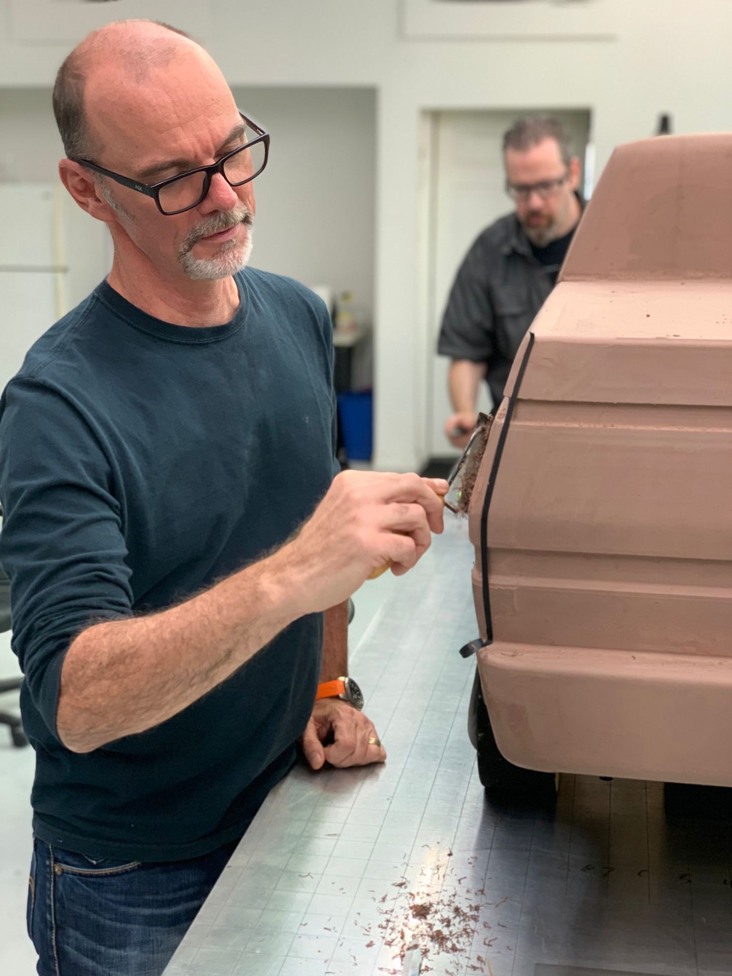 Lordstown Endurance Teased Again, Hydra Design Labs In Charge Of Styling And Prototyping