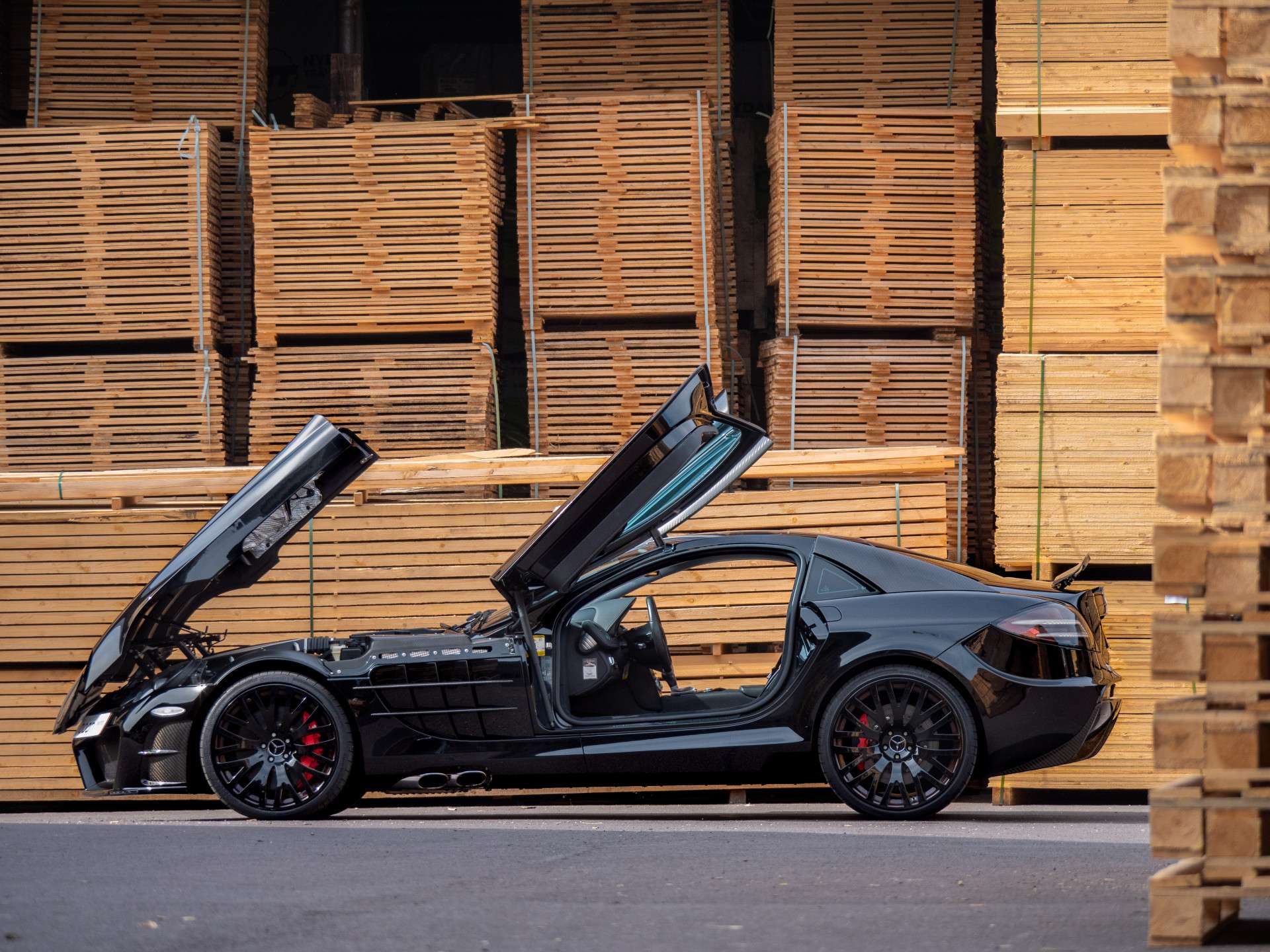 For A Mansory, This Mercedes-Benz SLR McLaren Actually Looks Not Bad