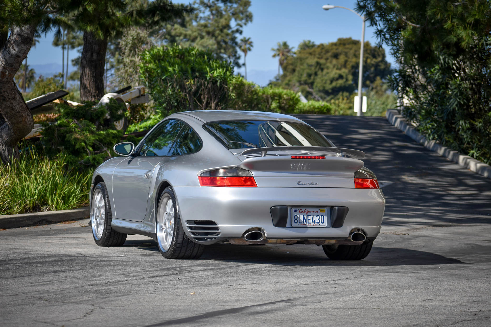 Remember When The Porsche 911 Turbo Was Sold With A Six-Speed Manual?