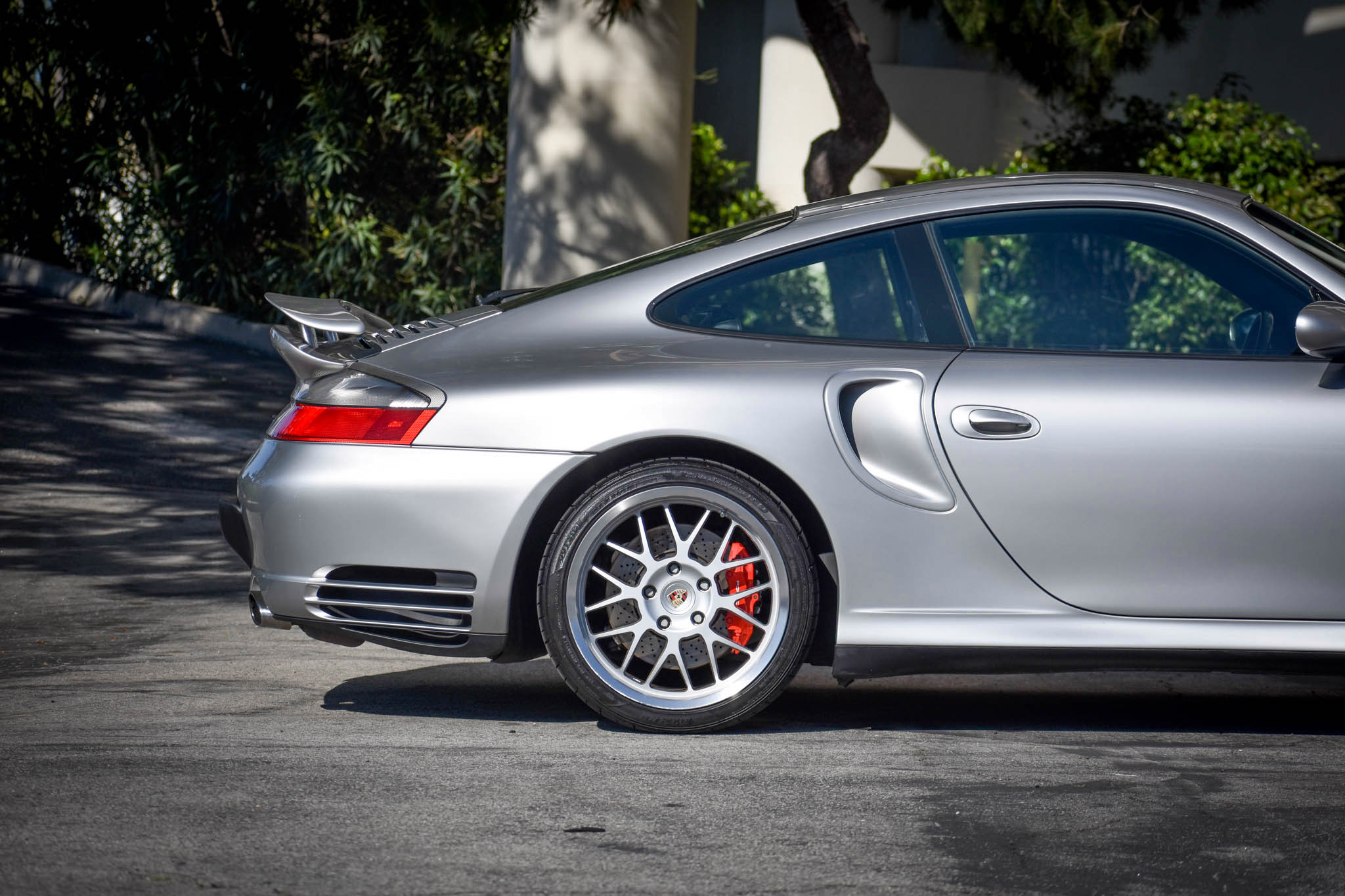 Remember When The Porsche 911 Turbo Was Sold With A Six-Speed Manual?