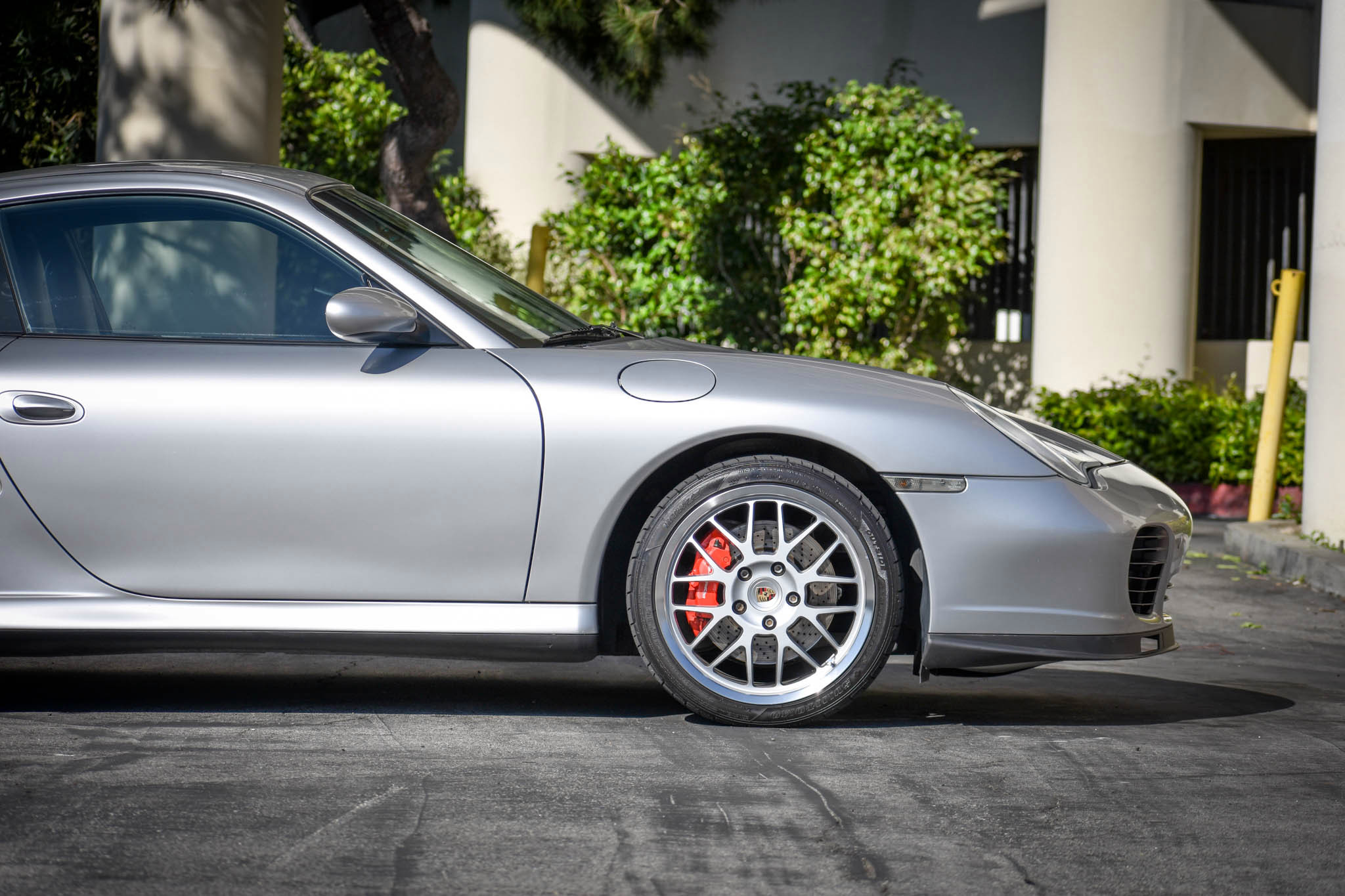 Remember When The Porsche 911 Turbo Was Sold With A Six-Speed Manual?
