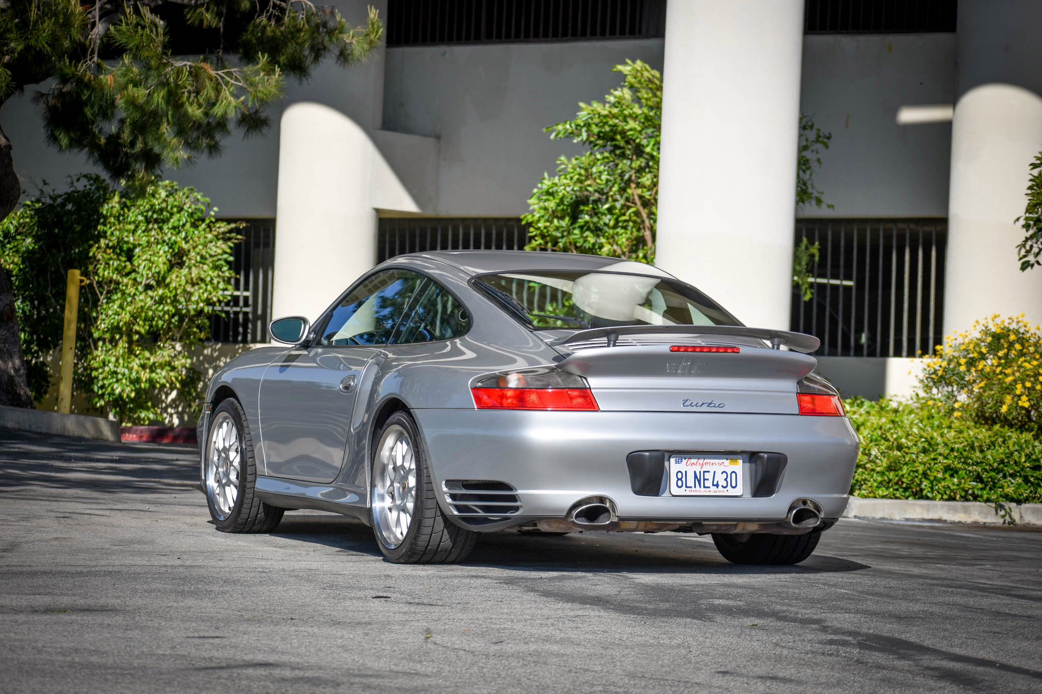 Remember When The Porsche 911 Turbo Was Sold With A Six-Speed Manual?