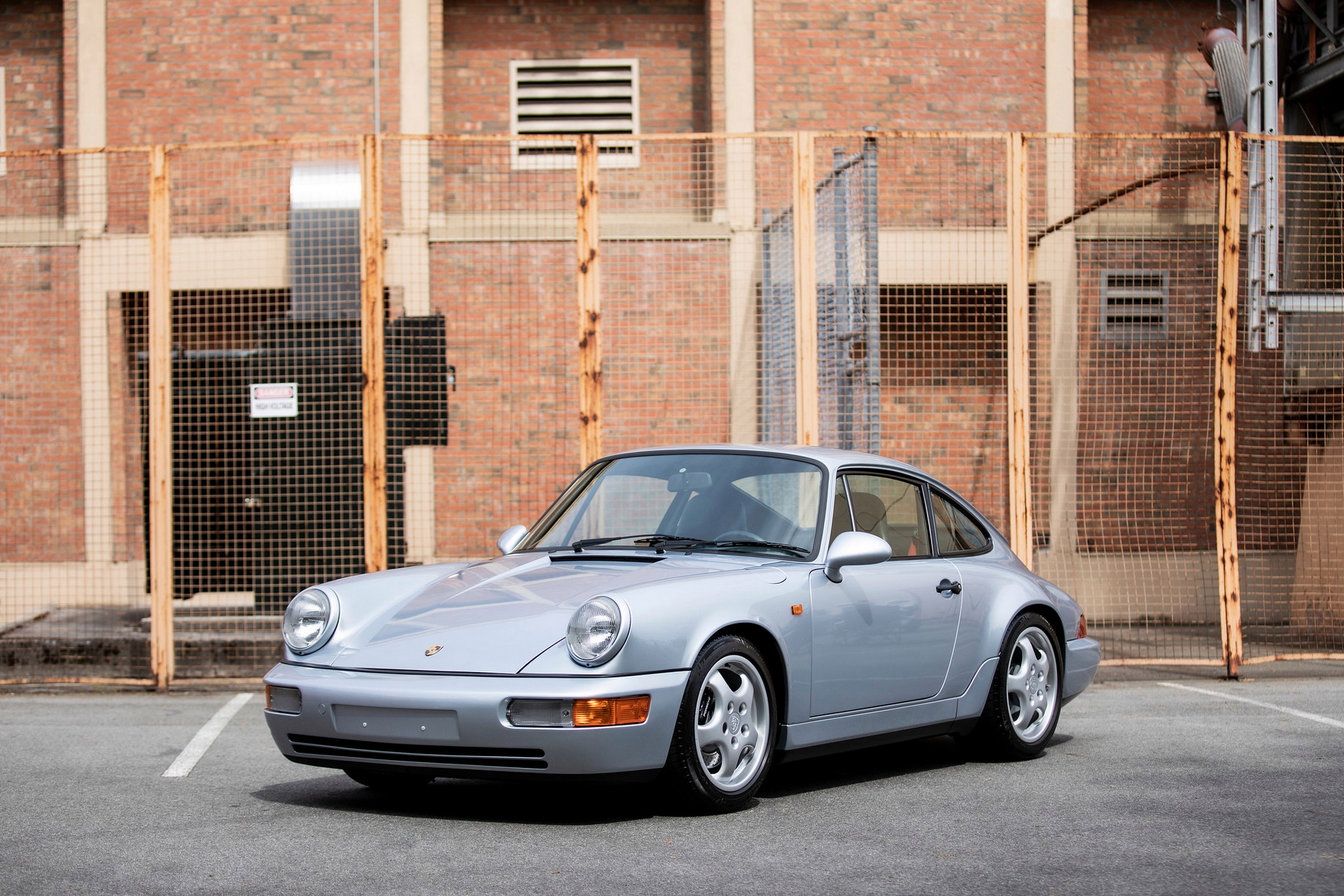 1992 Porsche 911 Carrera RS Is As Pure As Air-Cooled Unicorns Go