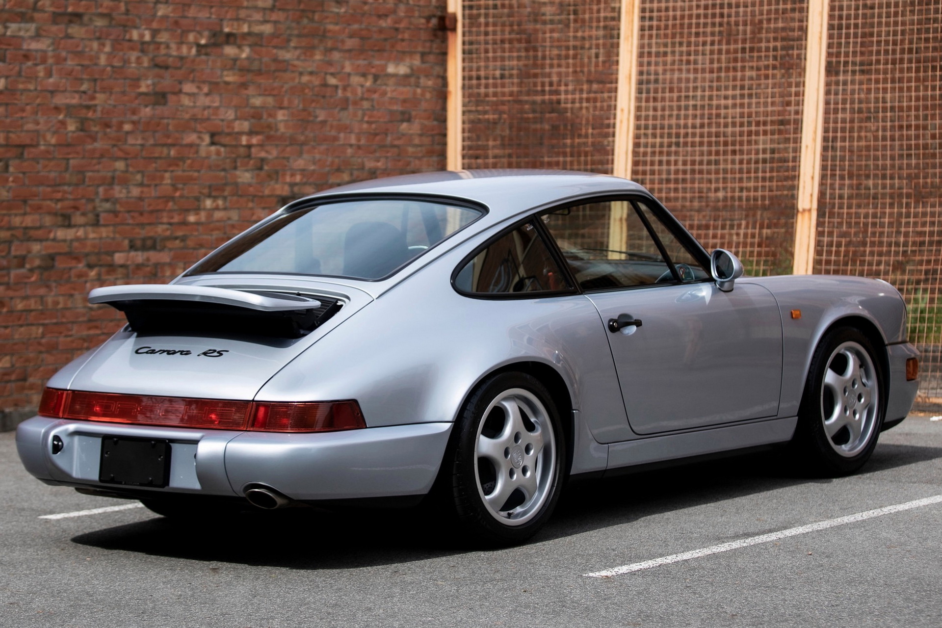 1992 Porsche 911 Carrera RS Is As Pure As Air-Cooled Unicorns Go