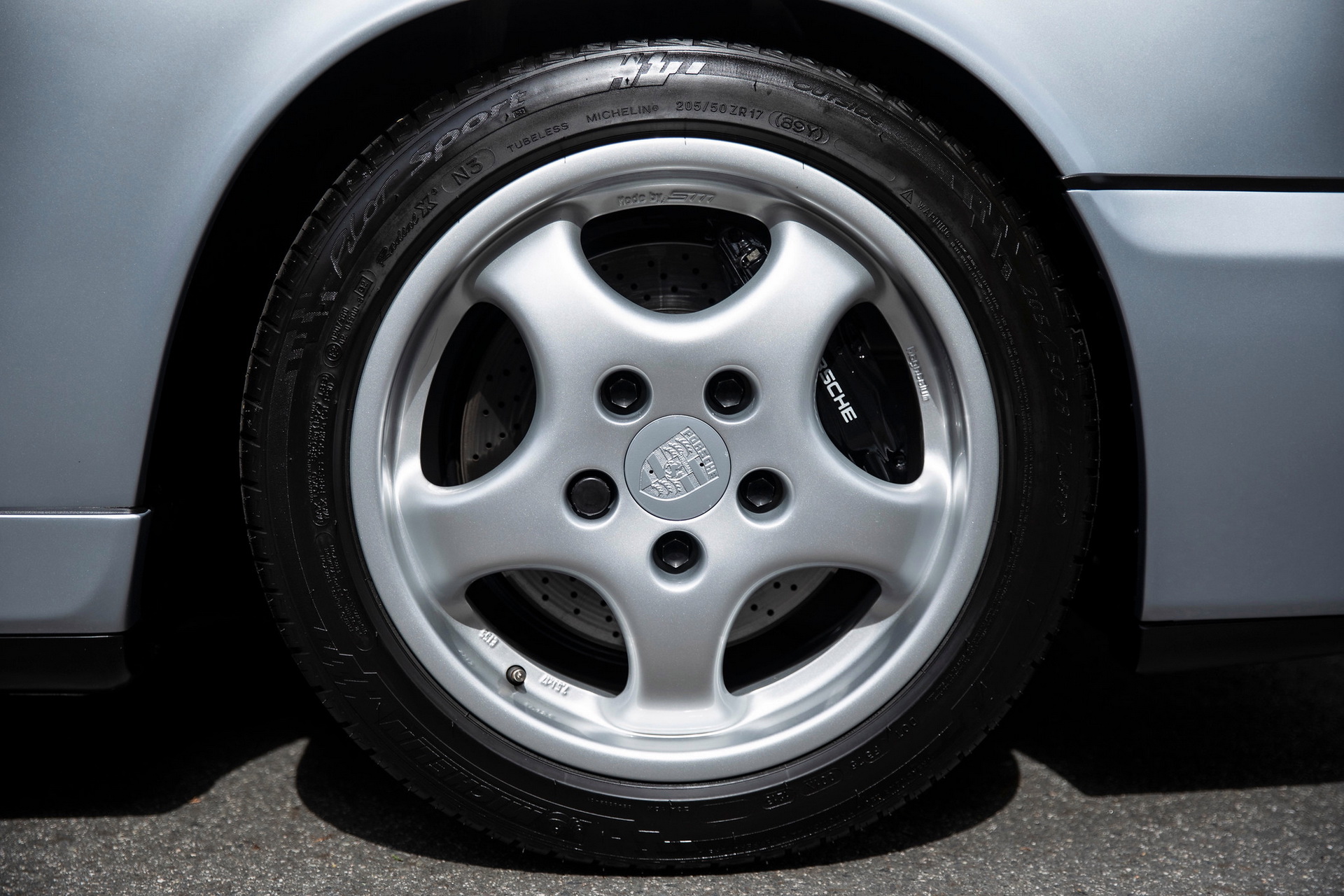 1992 Porsche 911 Carrera RS Is As Pure As Air-Cooled Unicorns Go