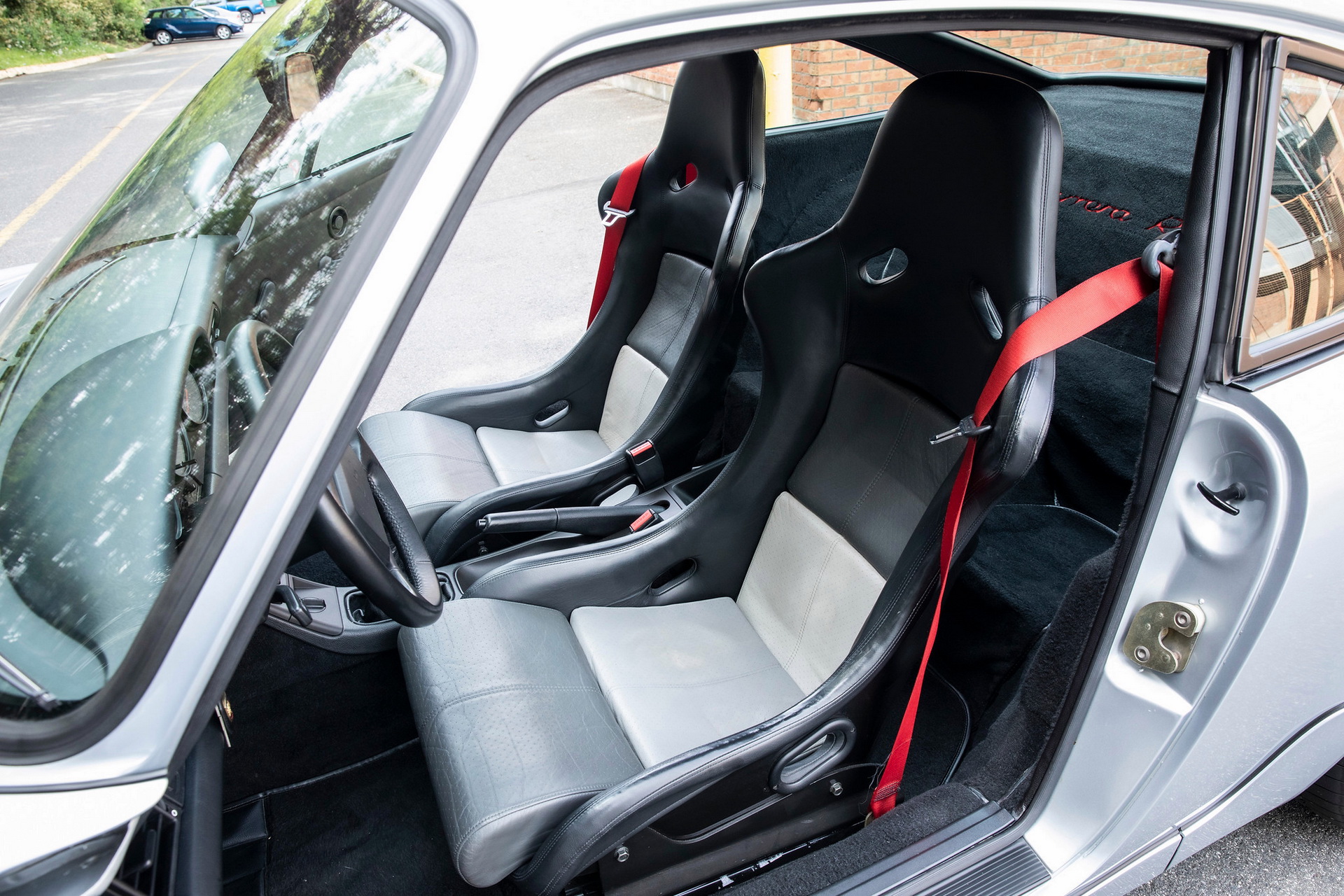 1992 Porsche 911 Carrera RS Is As Pure As Air-Cooled Unicorns Go