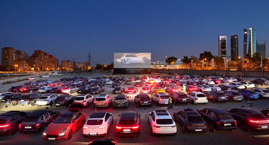  Over 200 Porsche Owners Attend Drive-In Cinema In Madrid