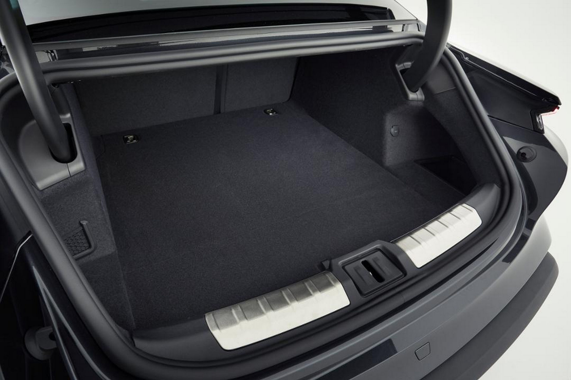 Porsche Taycan Lands In Australia, Priced From A$191,000 To A$339,100