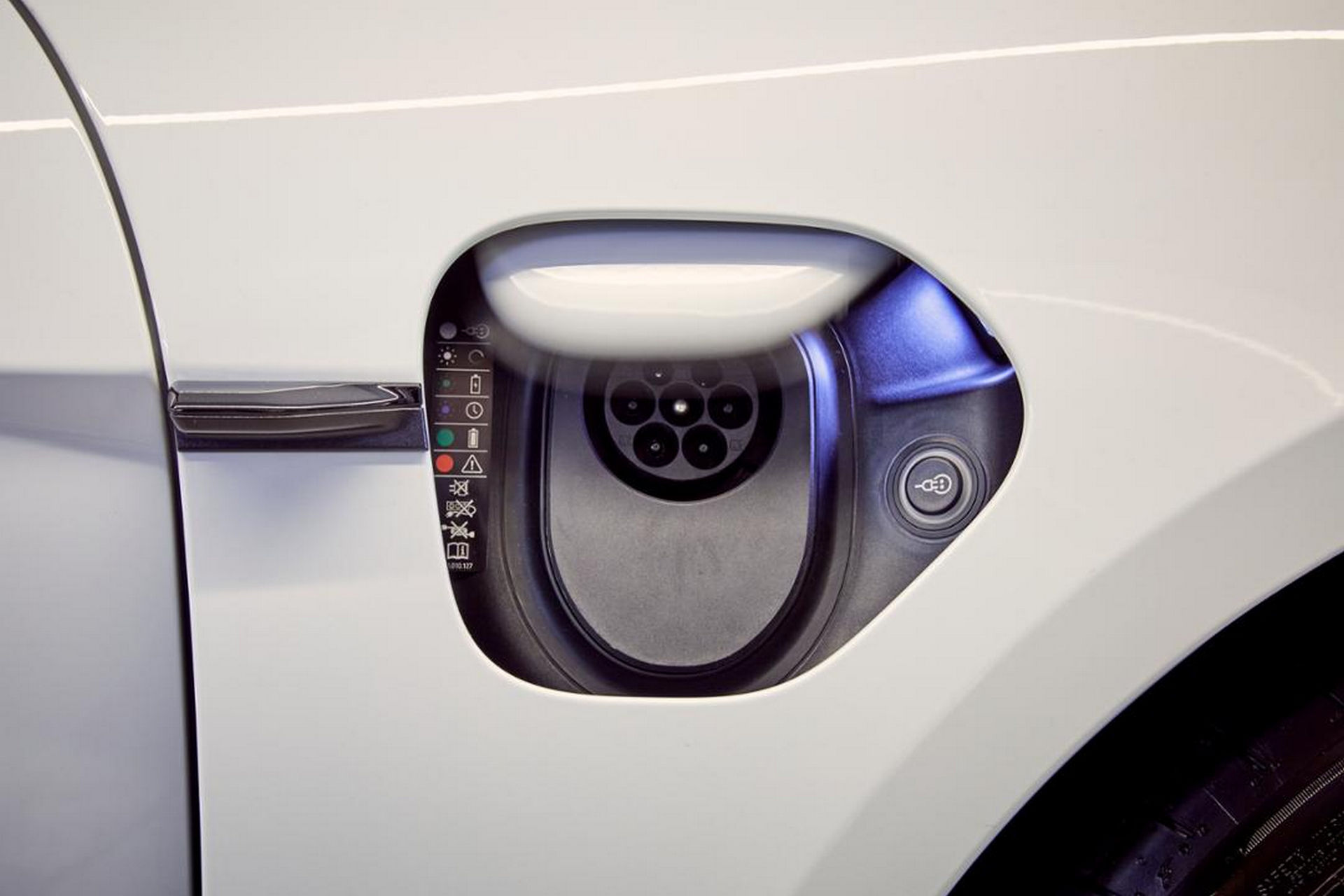 Porsche Taycan Lands In Australia, Priced From A$191,000 To A$339,100