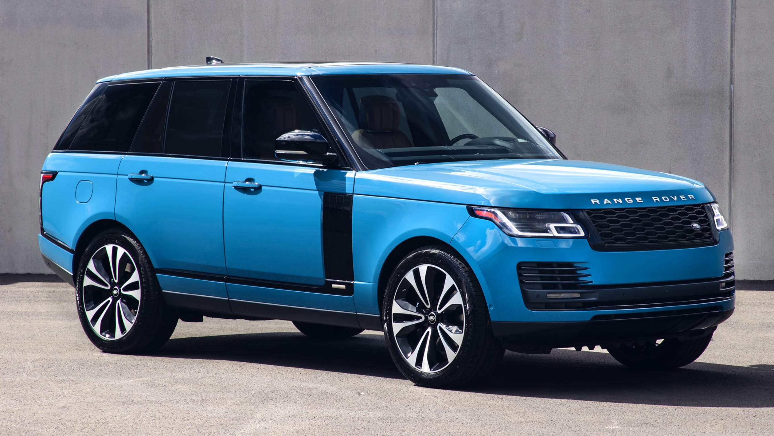 Special Edition 2021 Range Rover “Fifty” Celebrates SUV’s 50th Anniversary