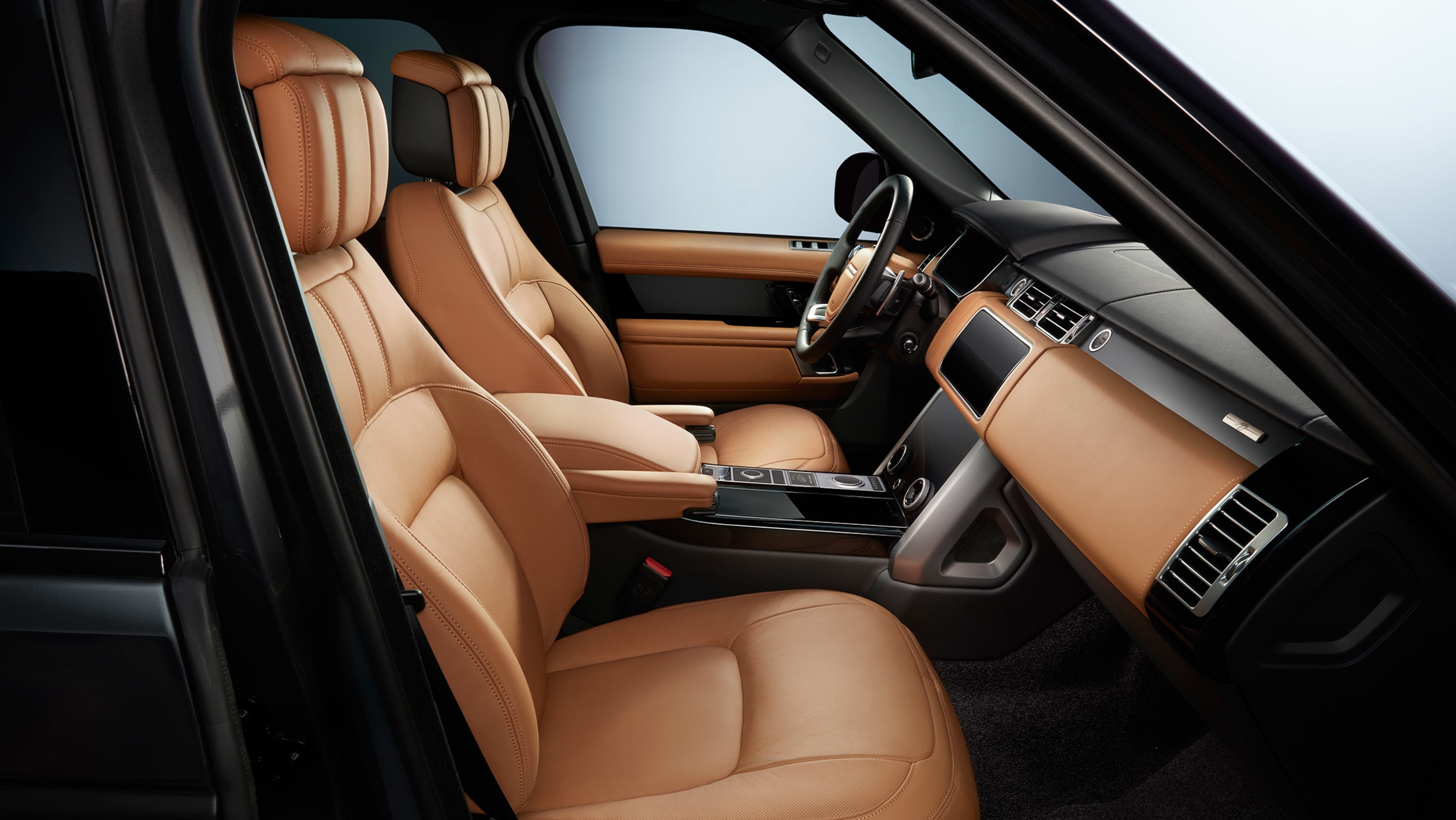 Special Edition 2021 Range Rover “Fifty” Celebrates SUV’s 50th Anniversary