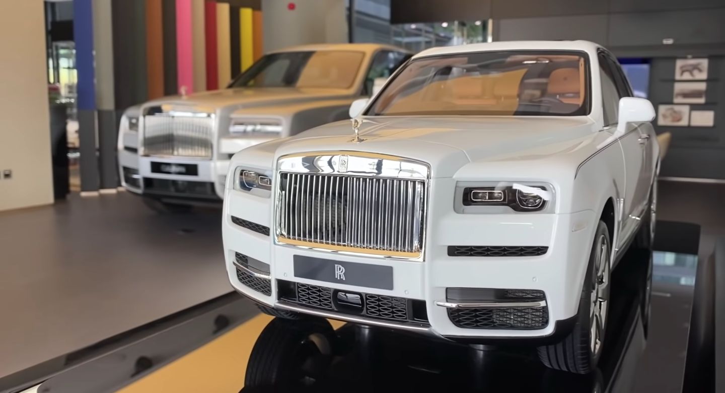 Take An Early Look At The Facelifted Rolls-Royce Cullinan