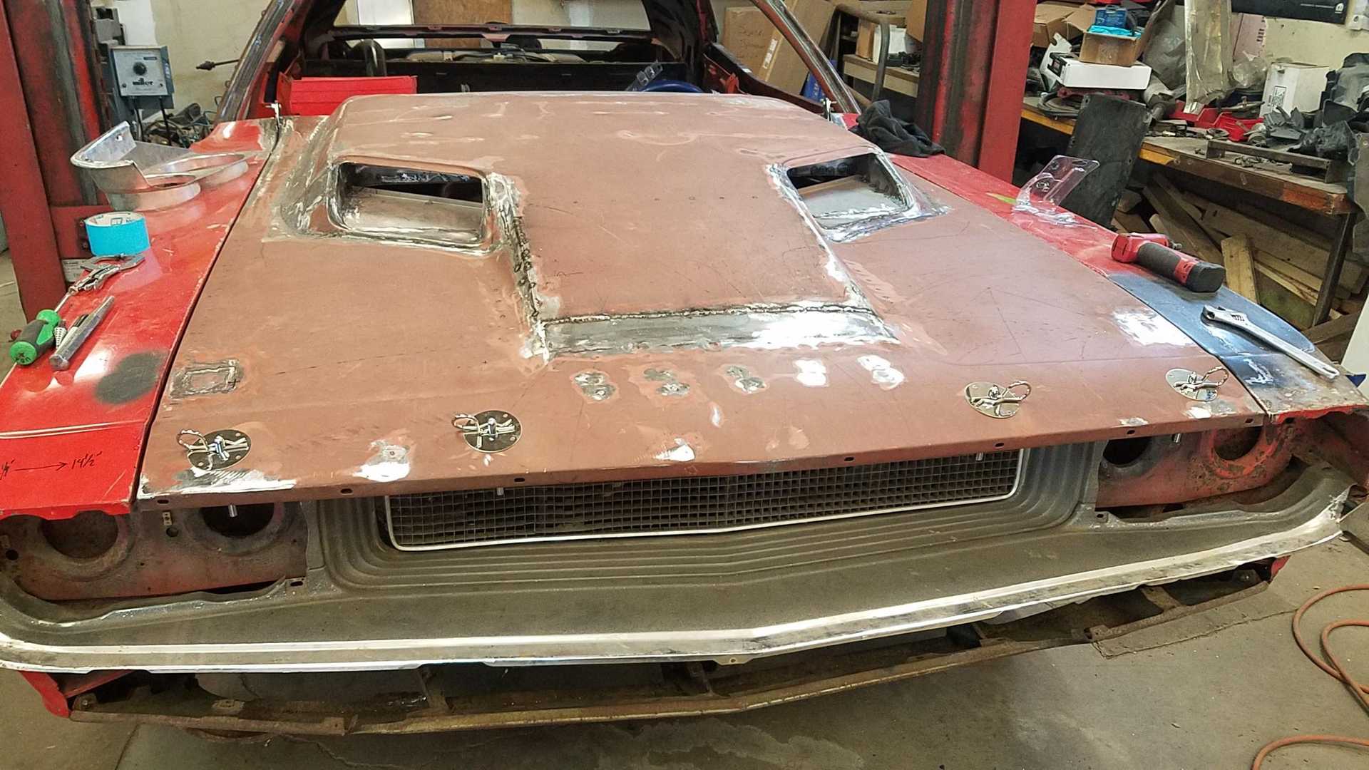 Wild SEMA Build Combines A 1970 Challenger Body With A Viper Frame And Hellcat Engine