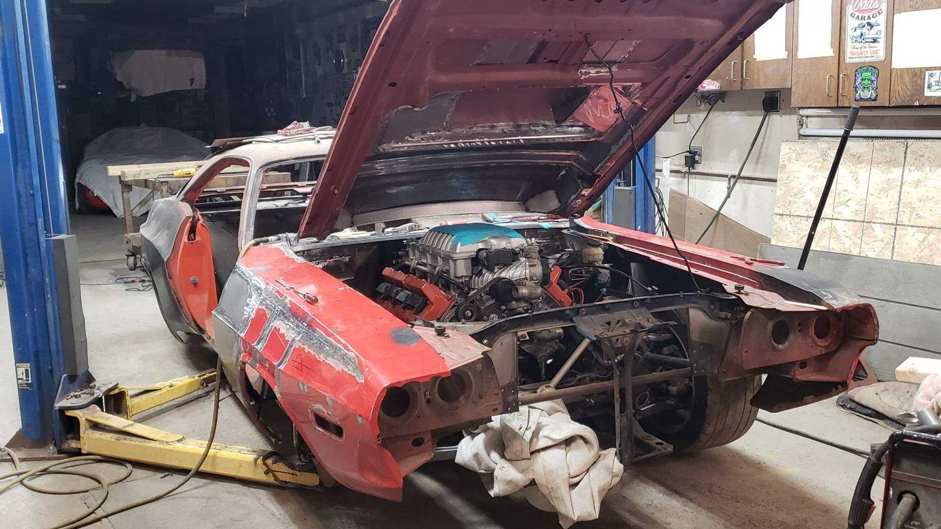 Wild SEMA Build Combines A 1970 Challenger Body With A Viper Frame And Hellcat Engine