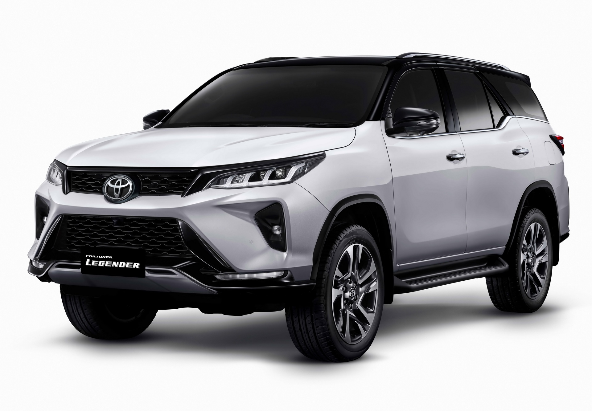 2021 Toyota Fortuner: Hilux’s 7-Seater SUV Sibling Gets A Facelift Too