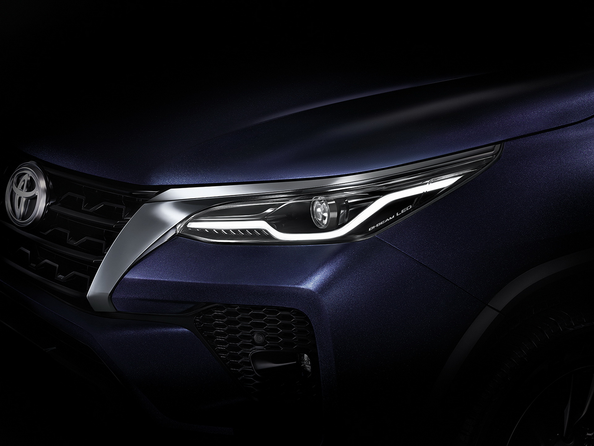 2021 Toyota Fortuner: Hilux’s 7-Seater SUV Sibling Gets A Facelift Too