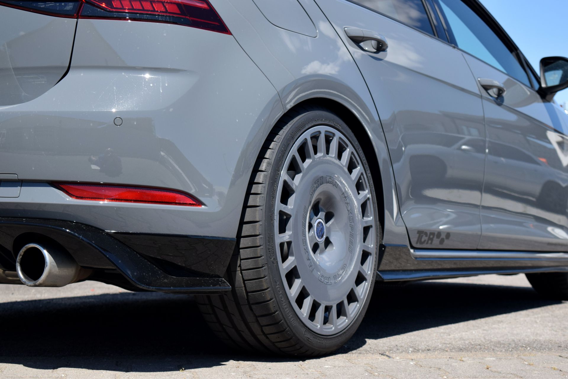 Mk7 VW Golf GTI TCR Tuned To 330 HP, But What About Those Wheels?