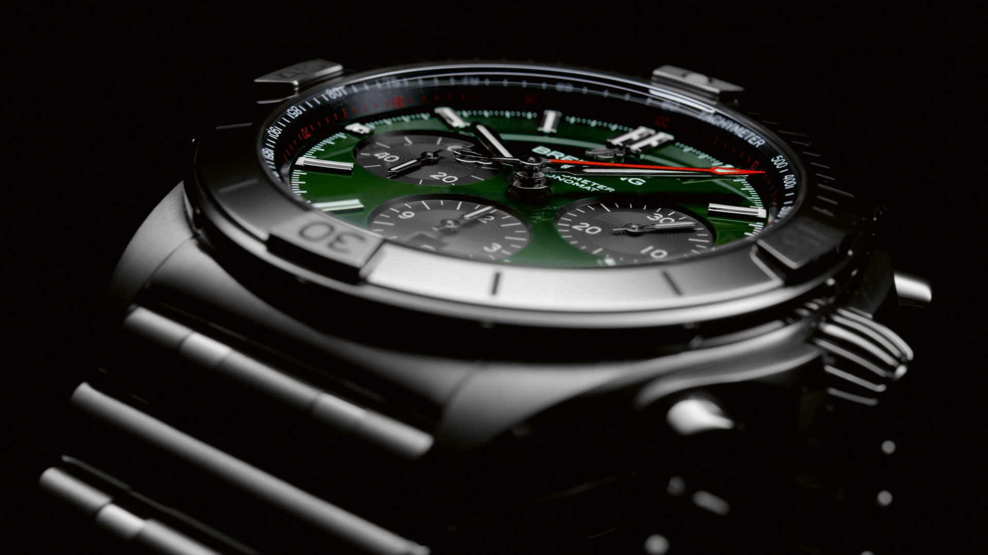 Bentley And Breitling Create An $8,000 Chronomat Watch