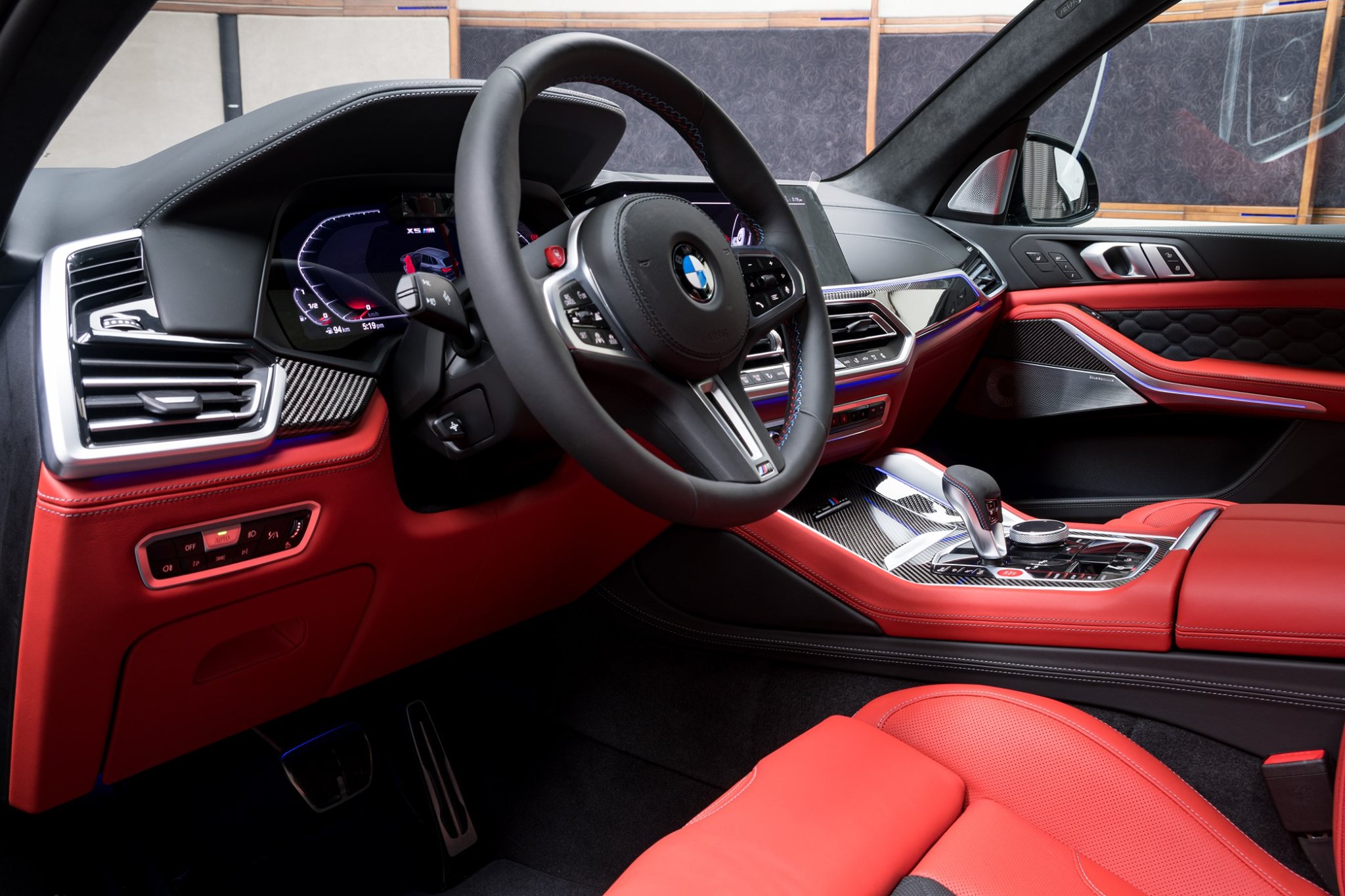 Does Manhattan Green Metallic Suit The $114k BMW X5 M Competition?