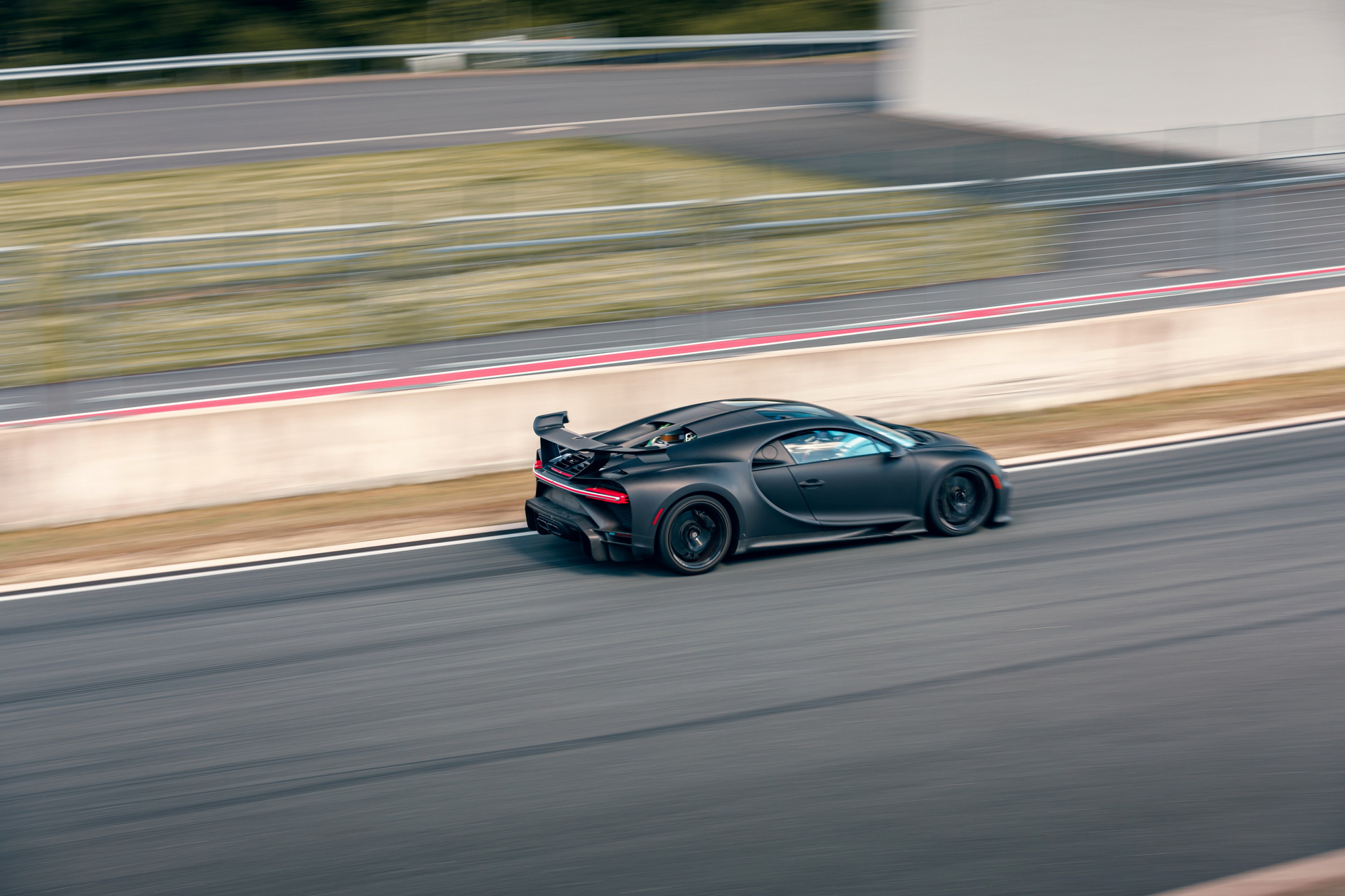 Bugatti Engineer Explains The Delicate Fine-Tuning Aspect Of The Chiron Pur Sport