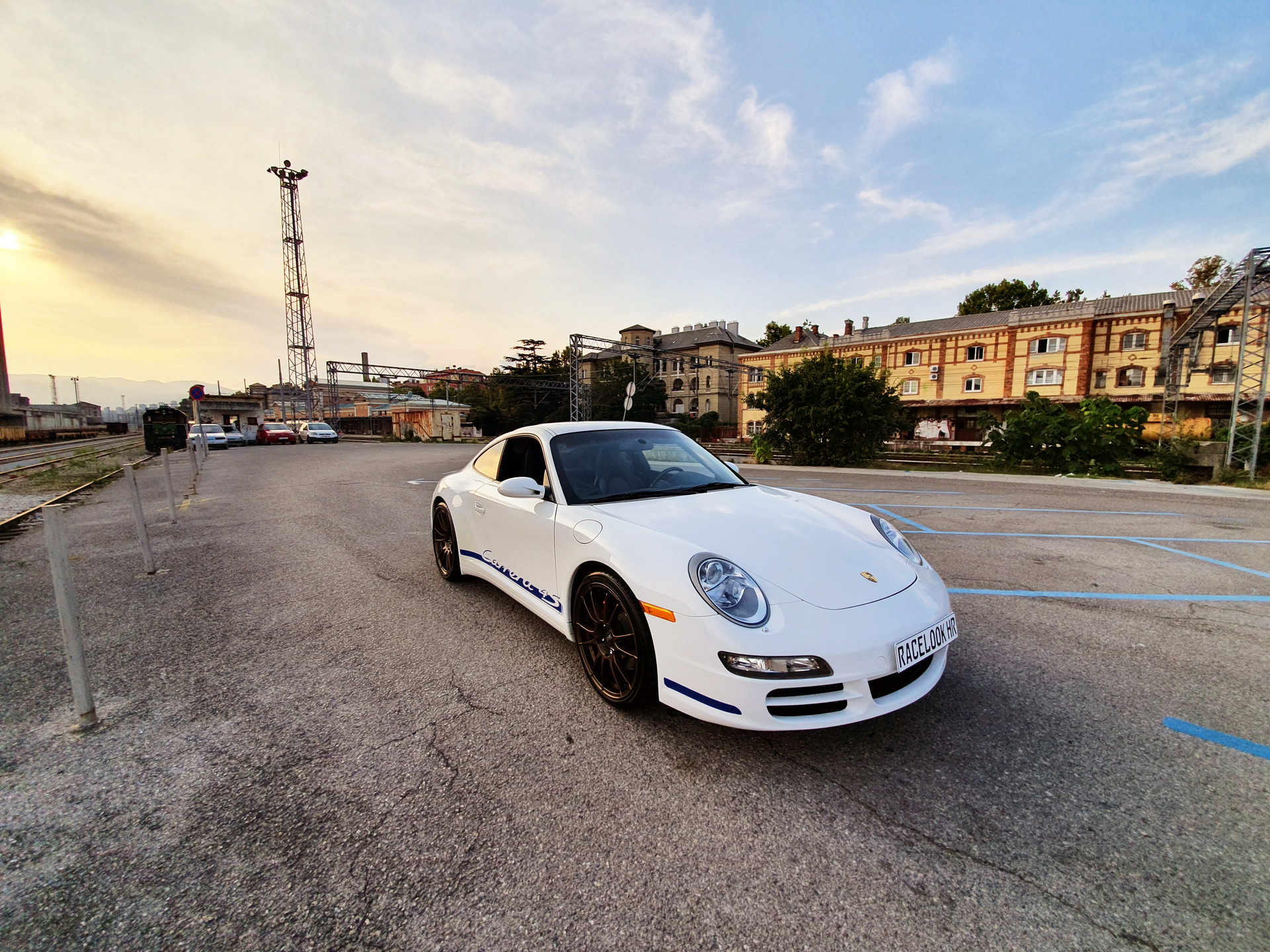 Do These OZ Rims Enhance The Looks Of The Porsche 997-Gen 911?