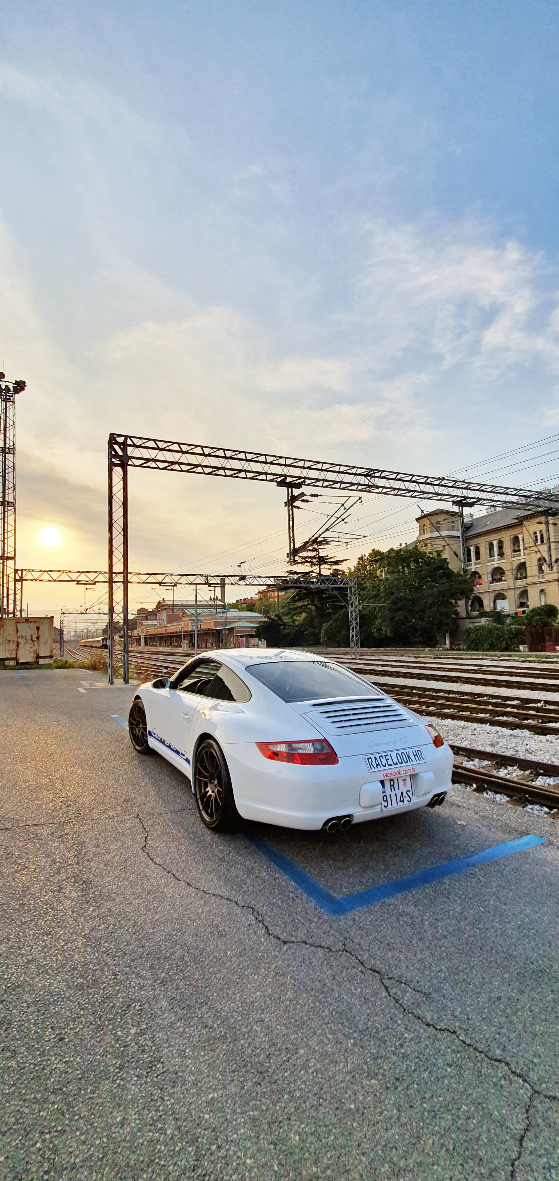Do These OZ Rims Enhance The Looks Of The Porsche 997-Gen 911?