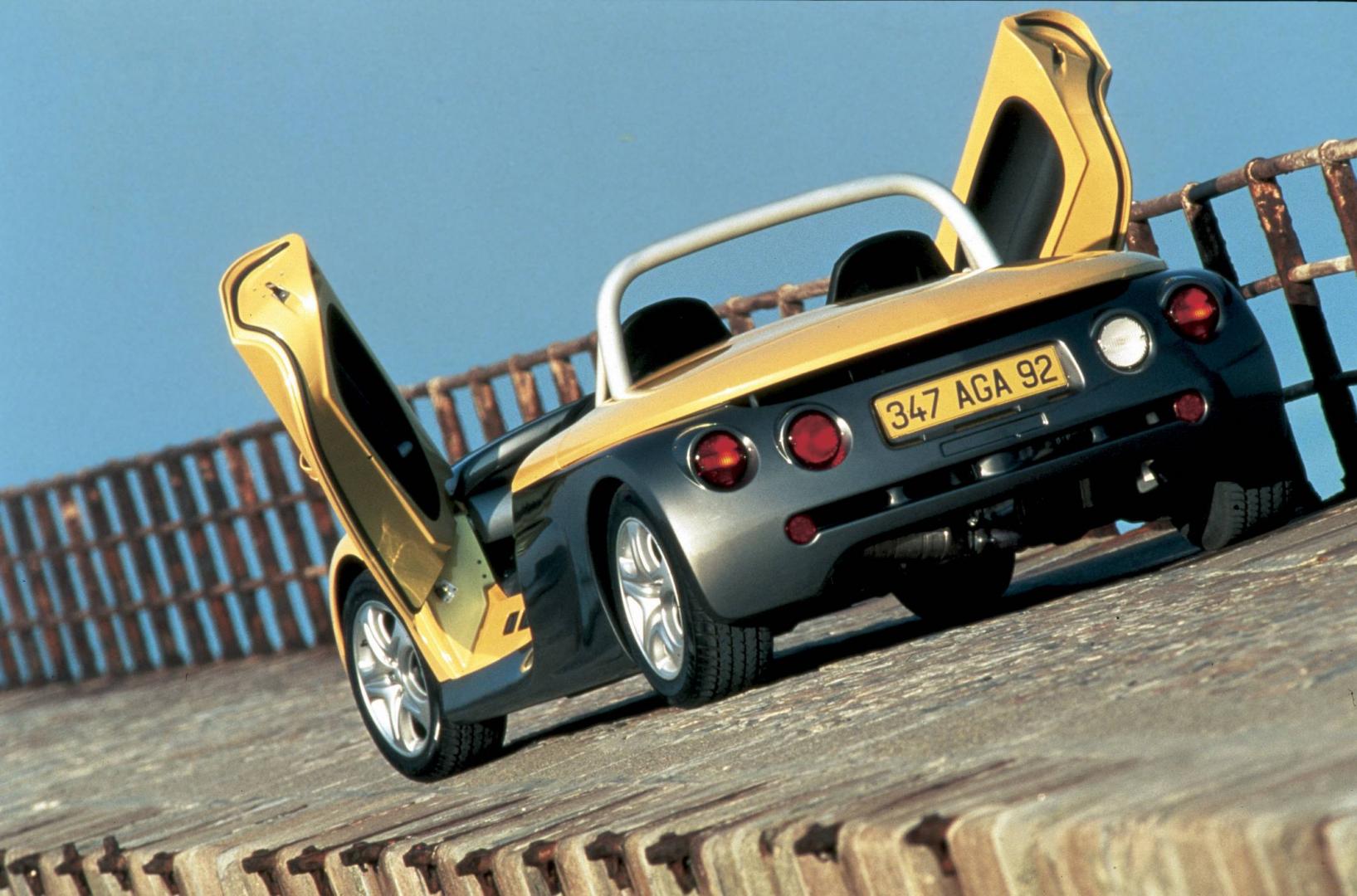 A French Oddity: Renault Sport Spider Turns 25 Years Old