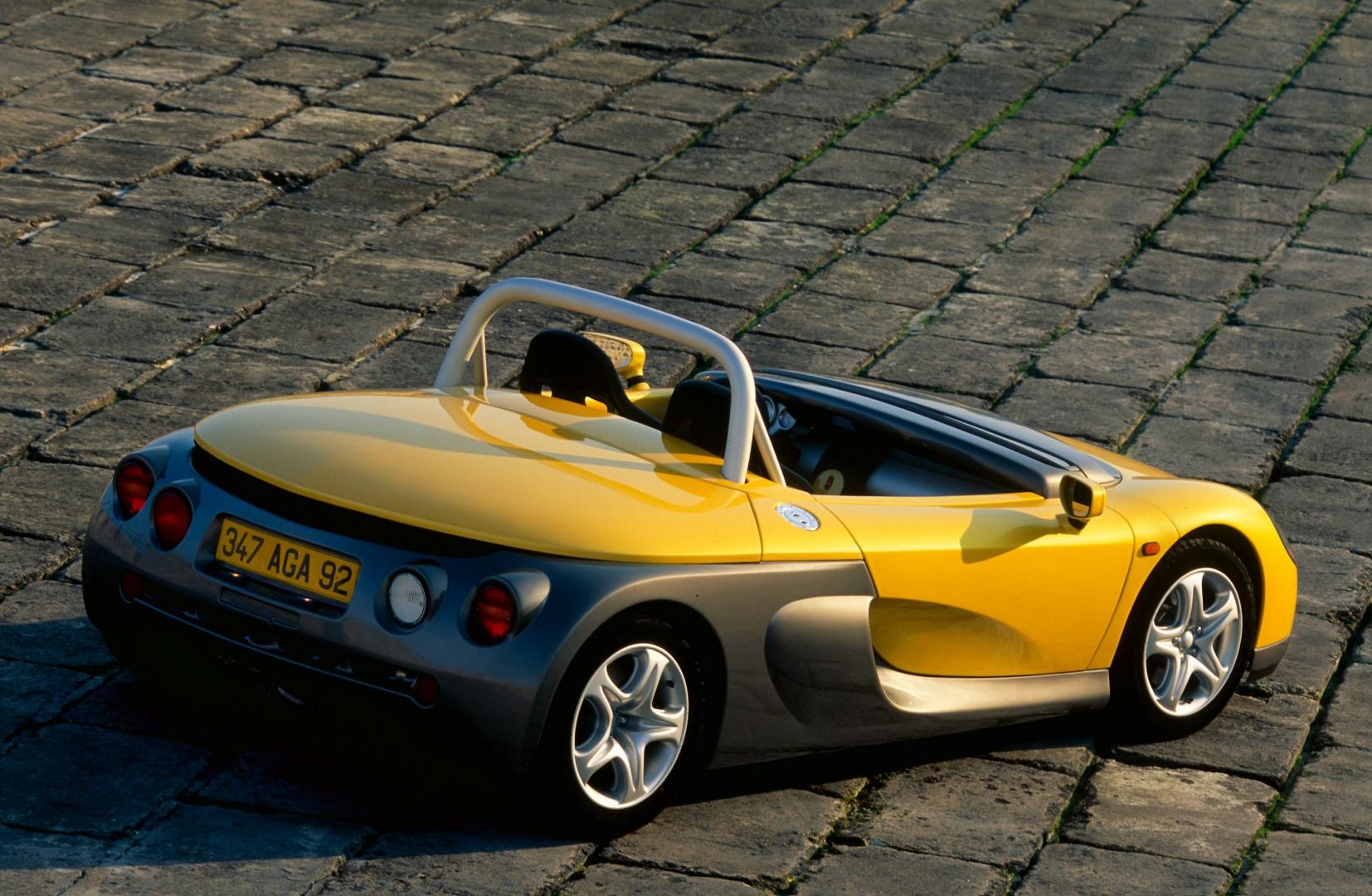 A French Oddity: Renault Sport Spider Turns 25 Years Old
