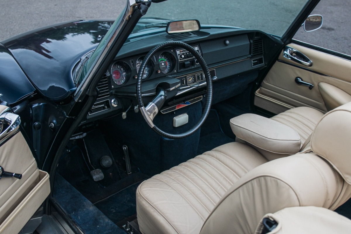 Is There Anything More Elegant Than A Classic Citroen DS21 Décapotable?