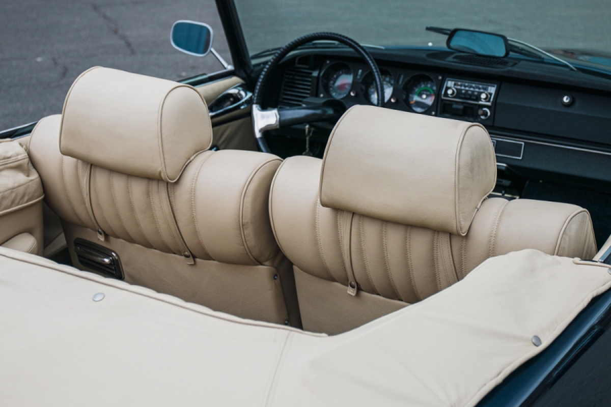 Is There Anything More Elegant Than A Classic Citroen DS21 Décapotable?