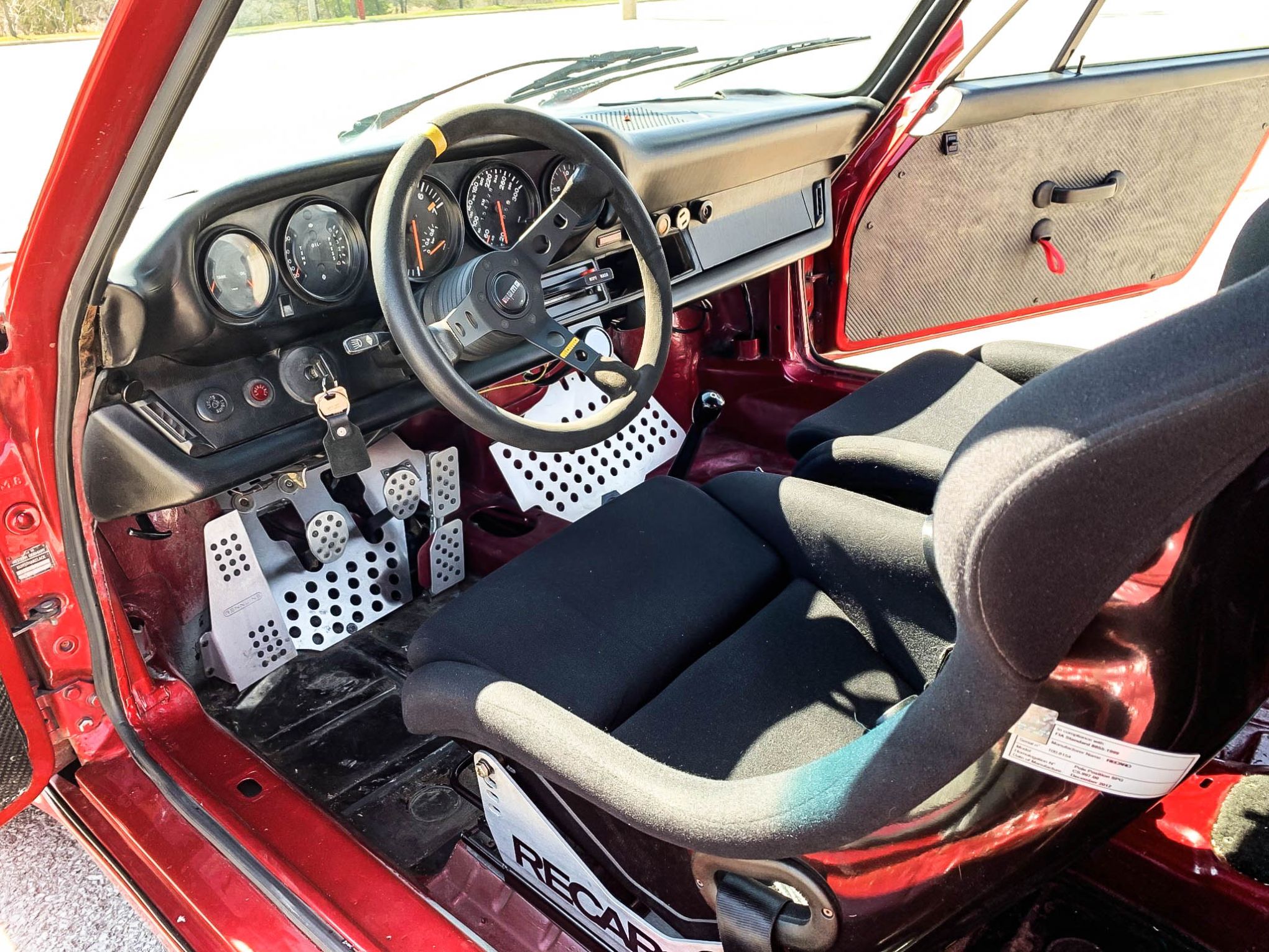 1975 Porsche 911 ‘Outlaw’ Looks Like An Awesome Track Toy