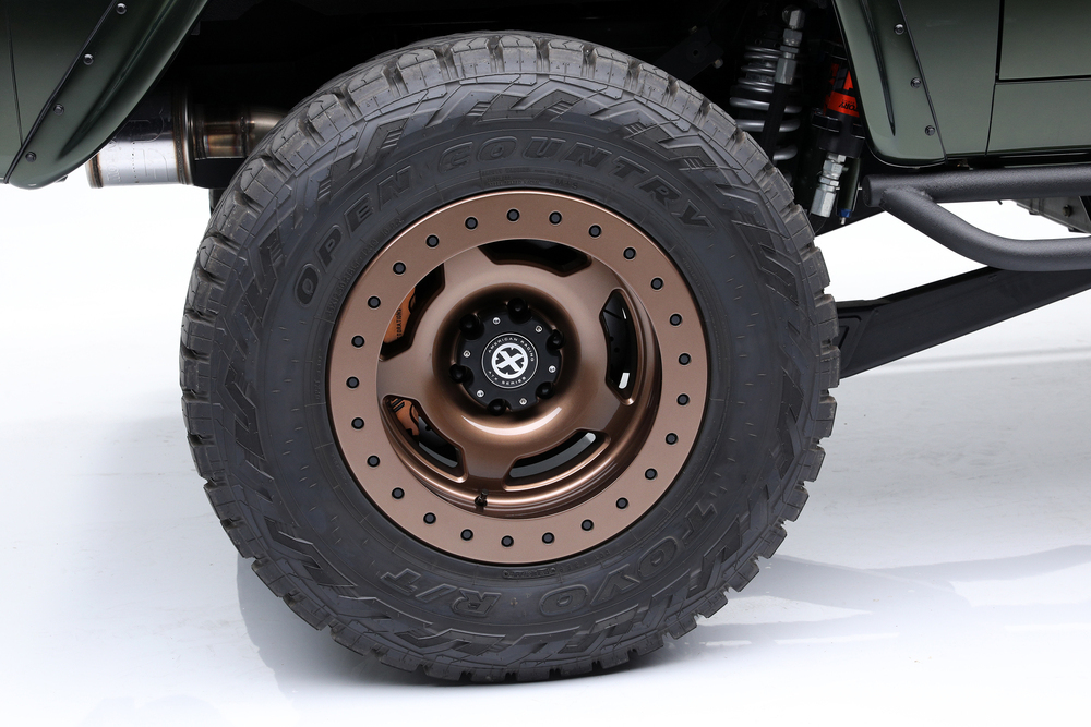 Someone Just Paid $195,000 For This Custom 1976 Ford Bronco