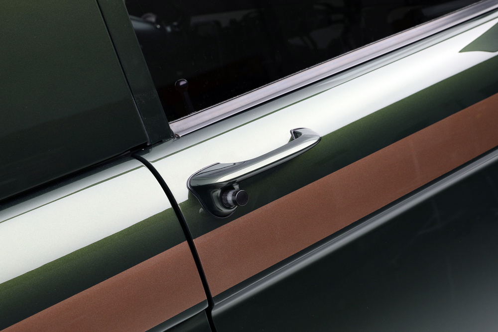 Someone Just Paid $195,000 For This Custom 1976 Ford Bronco