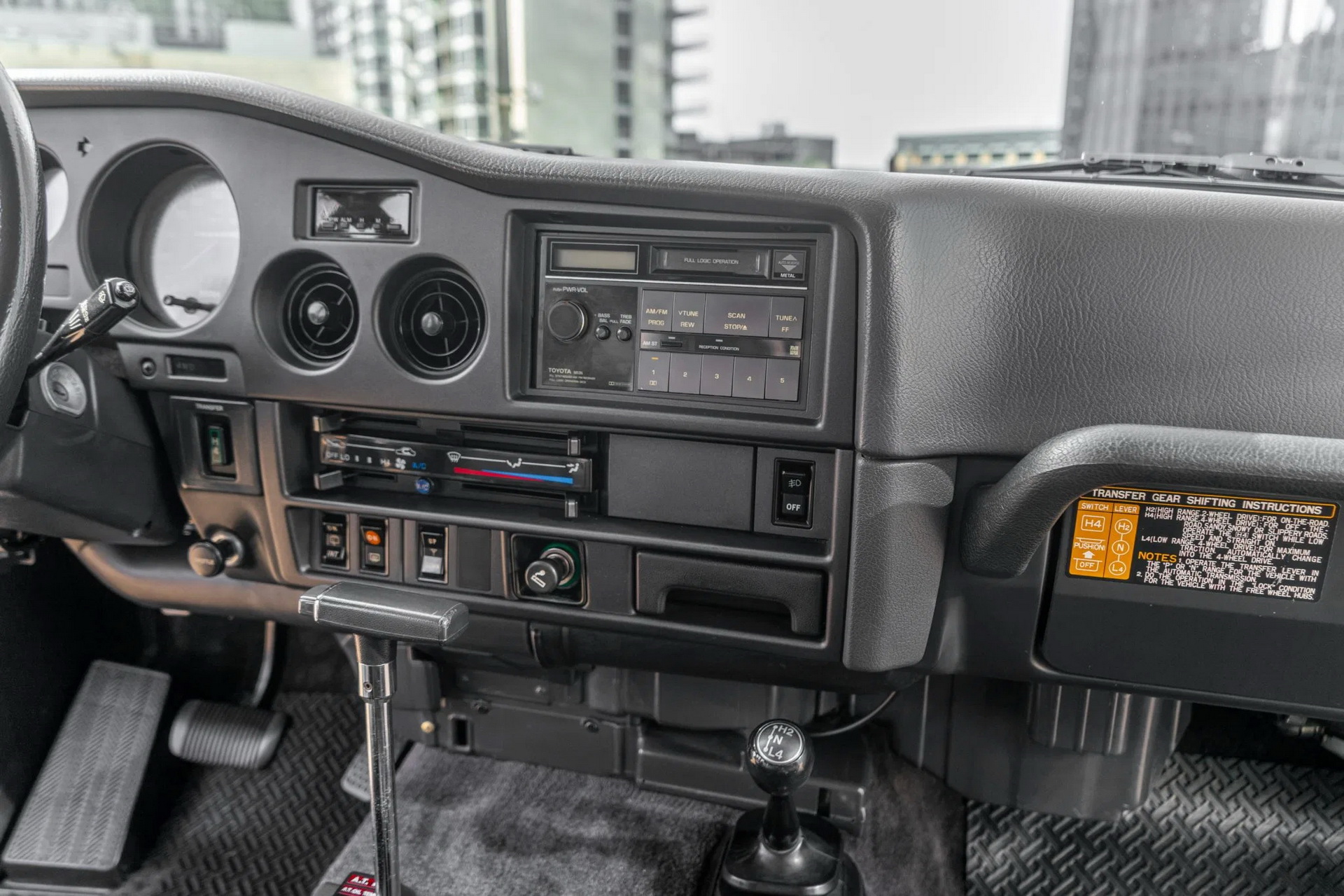 Modded 1988 Toyota Land Cruiser FJ62 With BMW 5-Series Seats Looks To Fetch A Pretty Penny