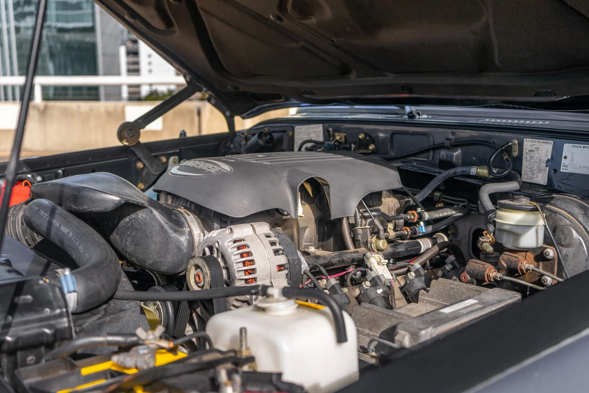 Modded 1988 Toyota Land Cruiser FJ62 With BMW 5-Series Seats Looks To Fetch A Pretty Penny