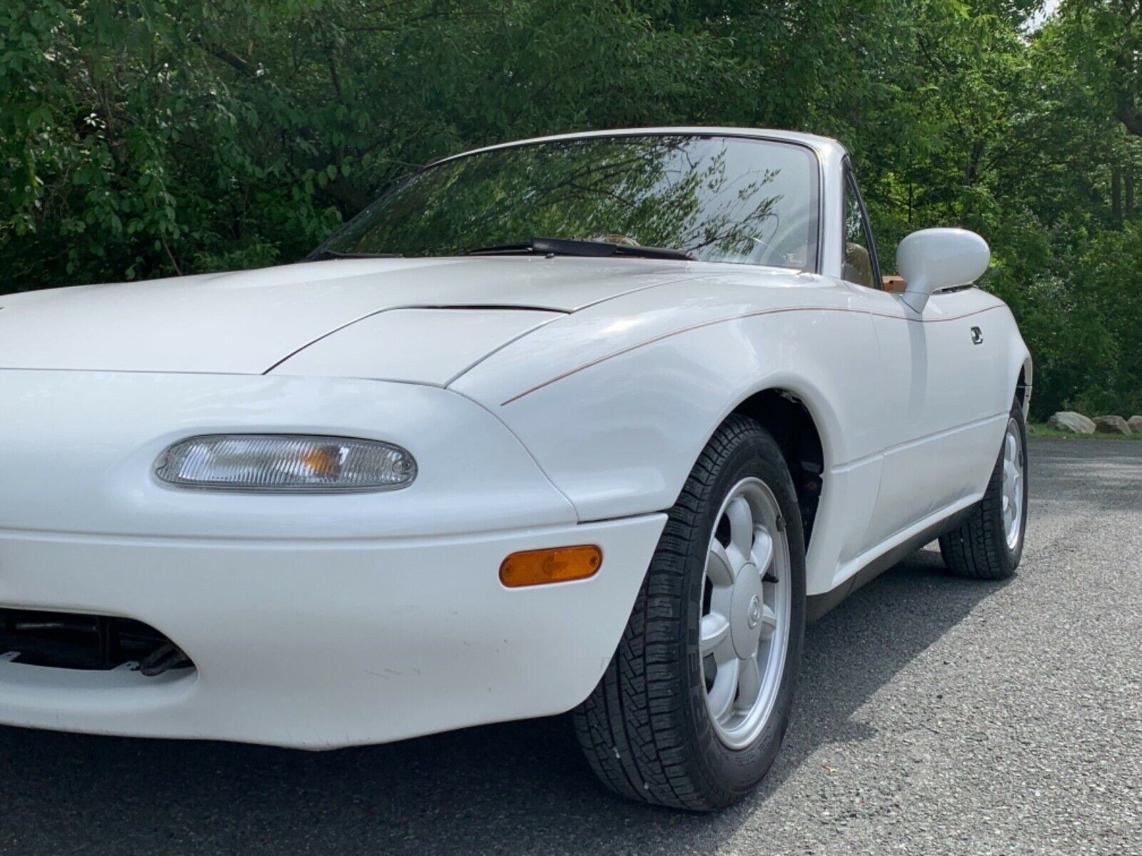 Hurry Up And Bid On This 15k Mile 1993 Mazda MX-5 Miata