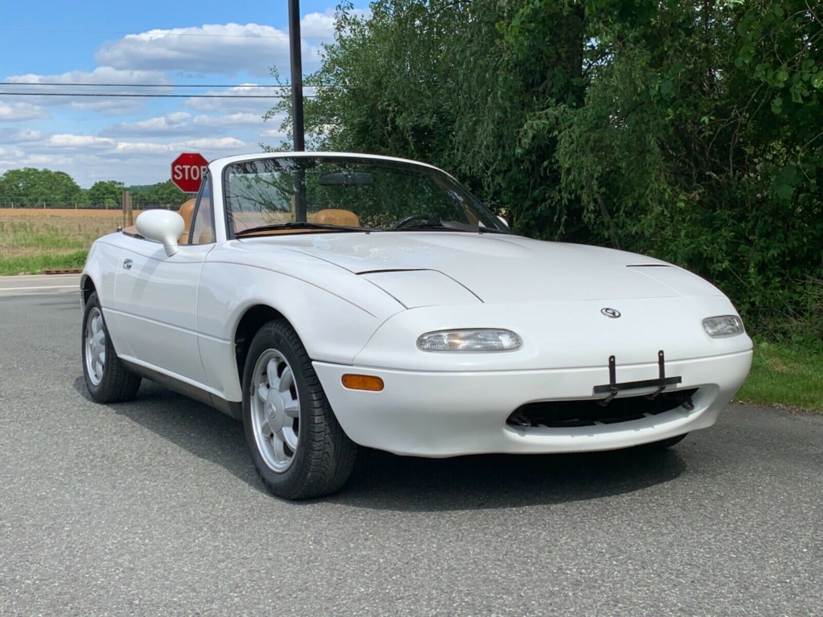 Hurry Up And Bid On This 15k Mile 1993 Mazda MX-5 Miata