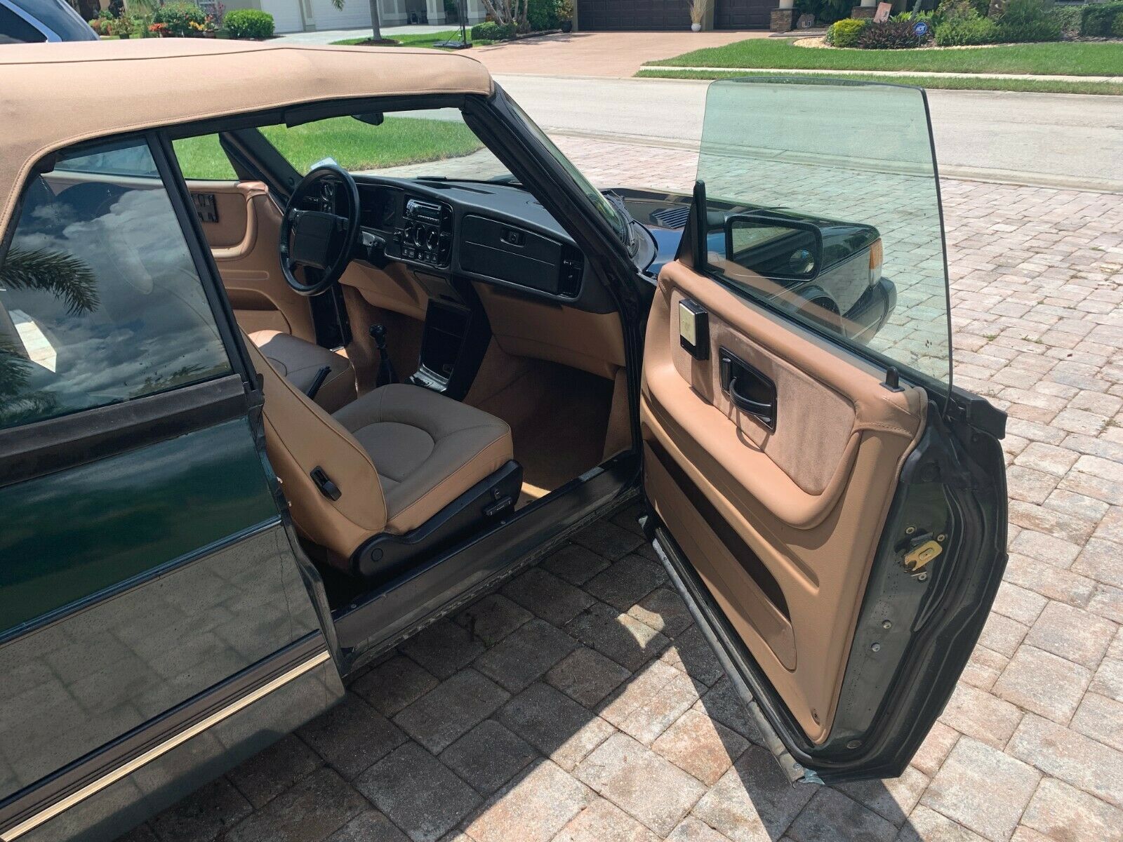 This 21k Mile Saab 900 S Is A Drop Top Time Machine