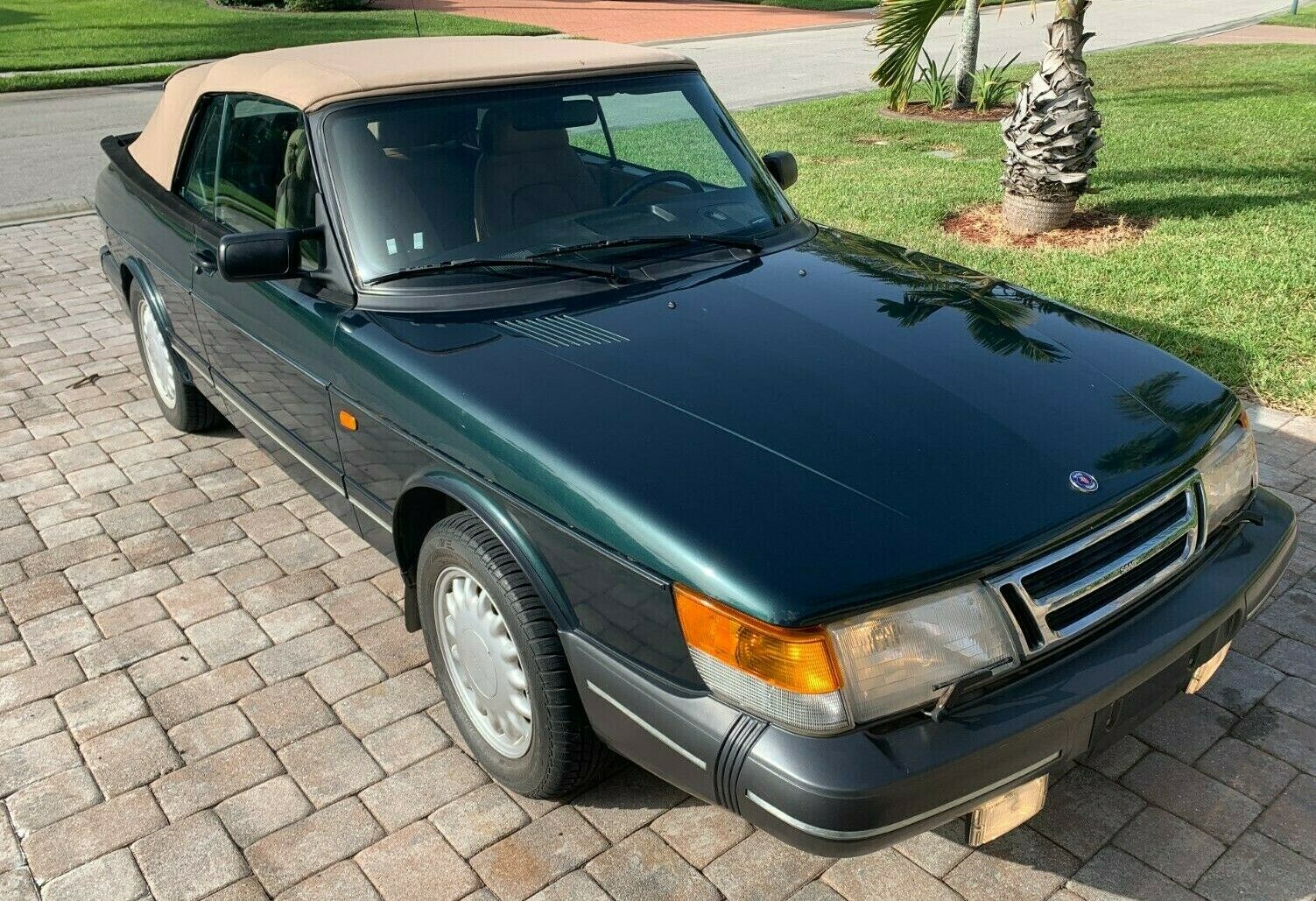 This 21k Mile Saab 900 S Is A Drop Top Time Machine