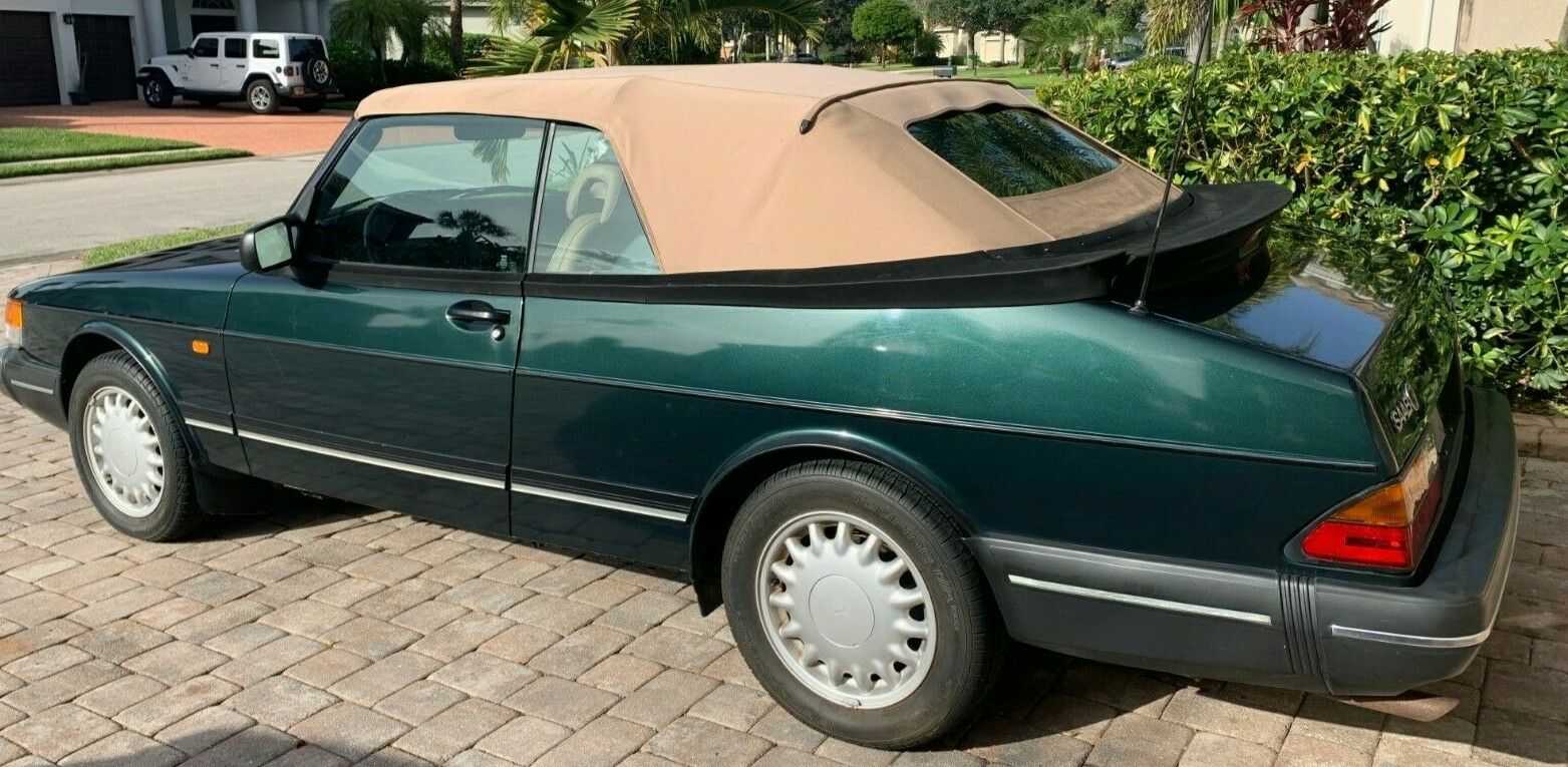 This 21k Mile Saab 900 S Is A Drop Top Time Machine